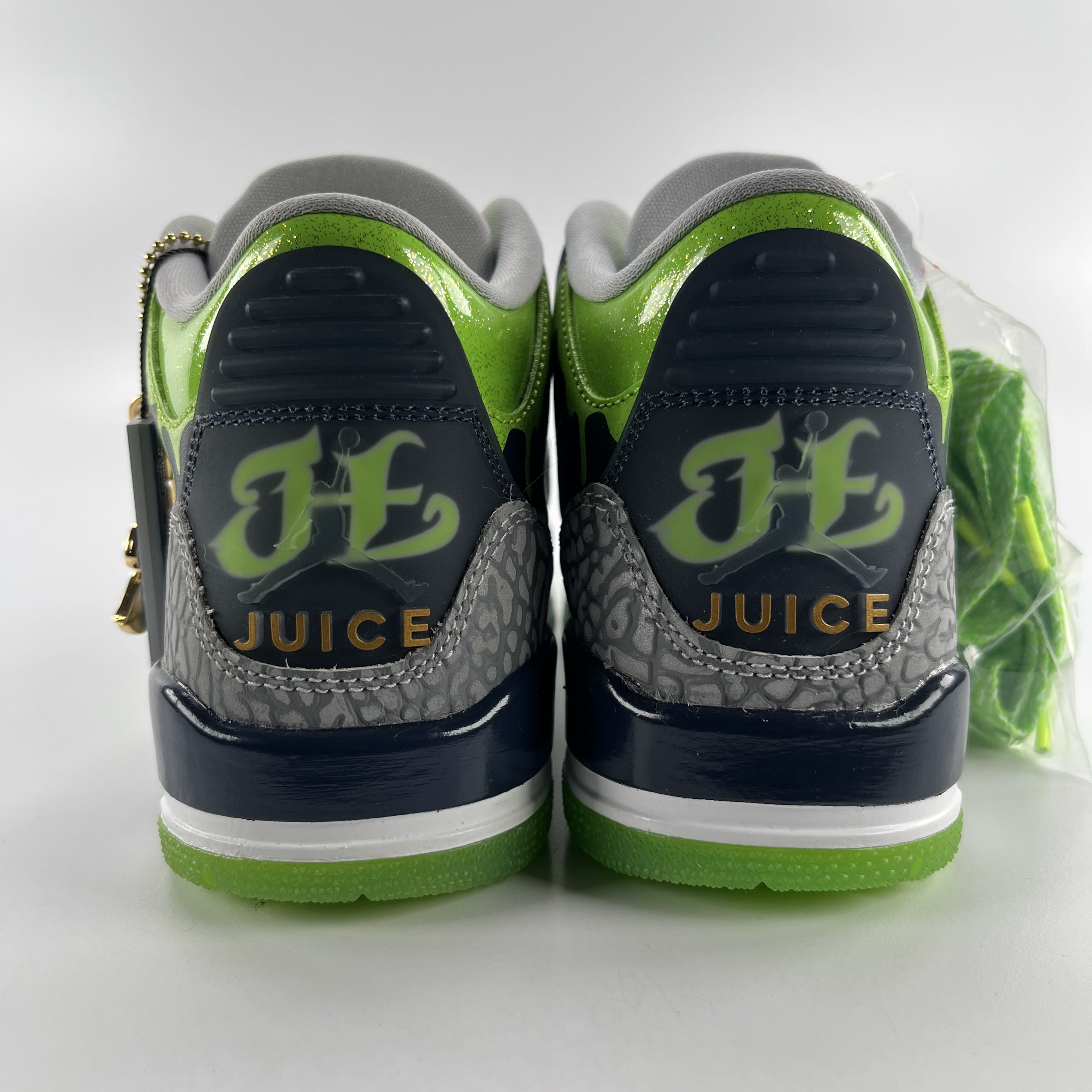 271088 Jordan 3 Retro Doernbecher Hugo