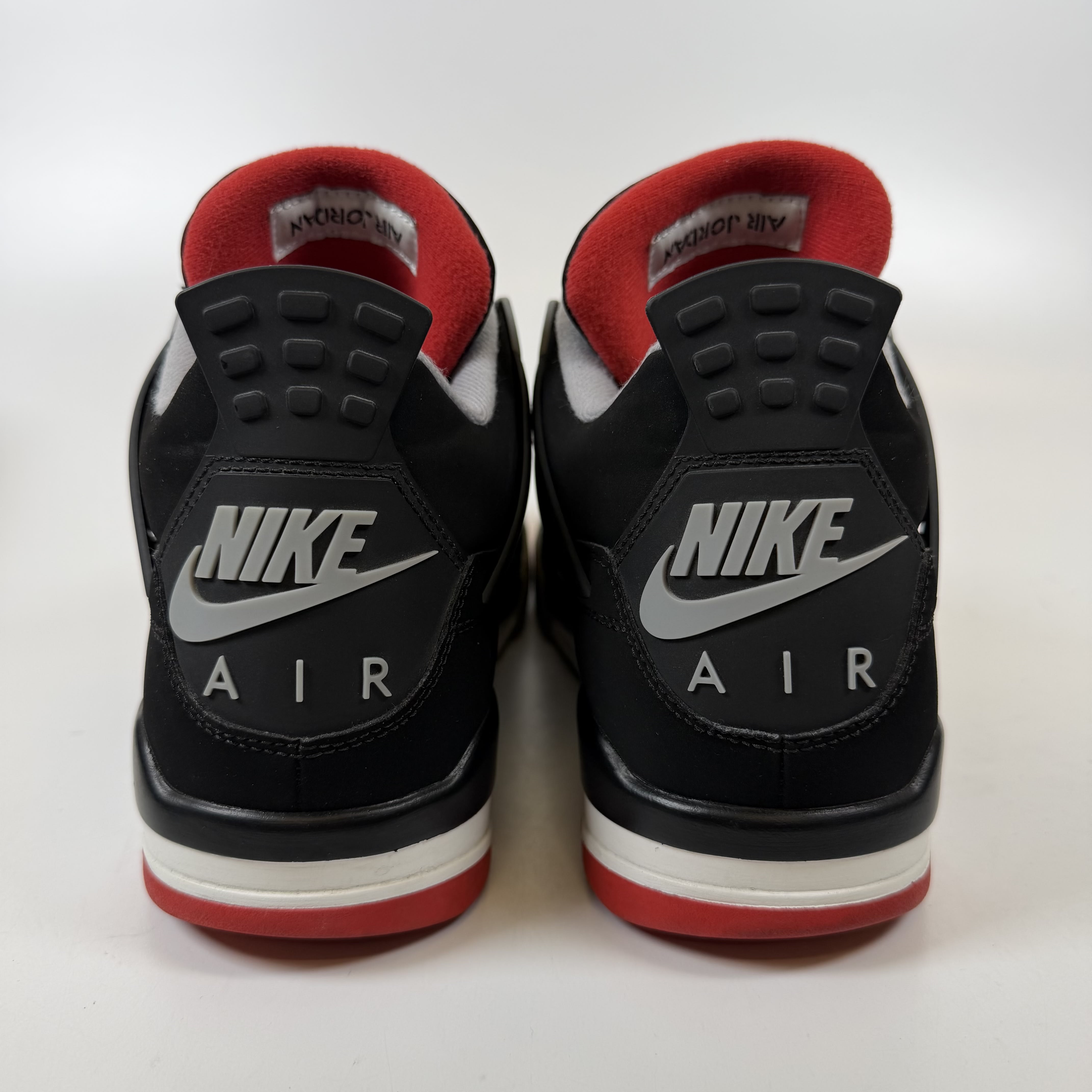 SP7671 Jordan 4 Retro Bred (2019)