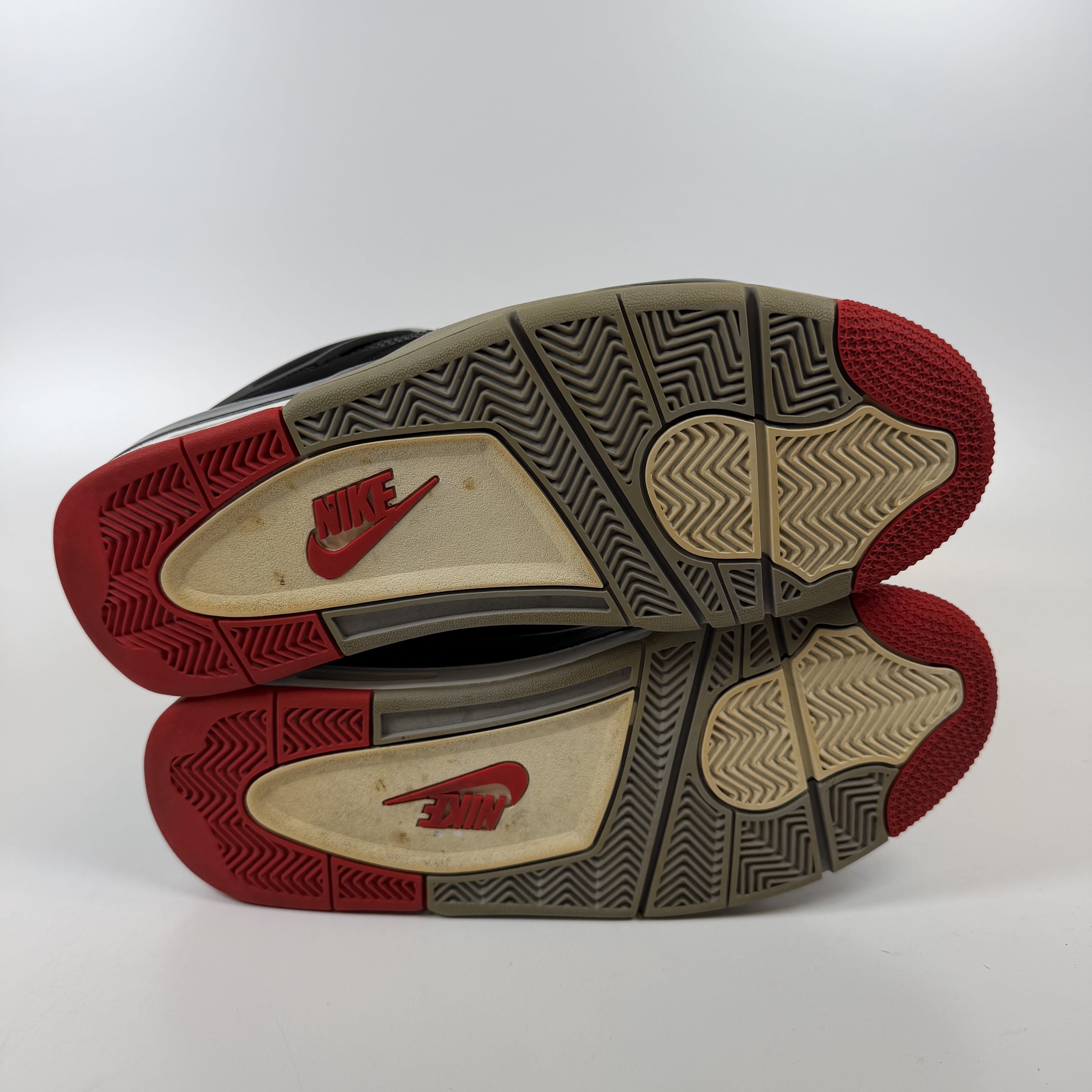 SP7671 Jordan 4 Retro Bred (2019)