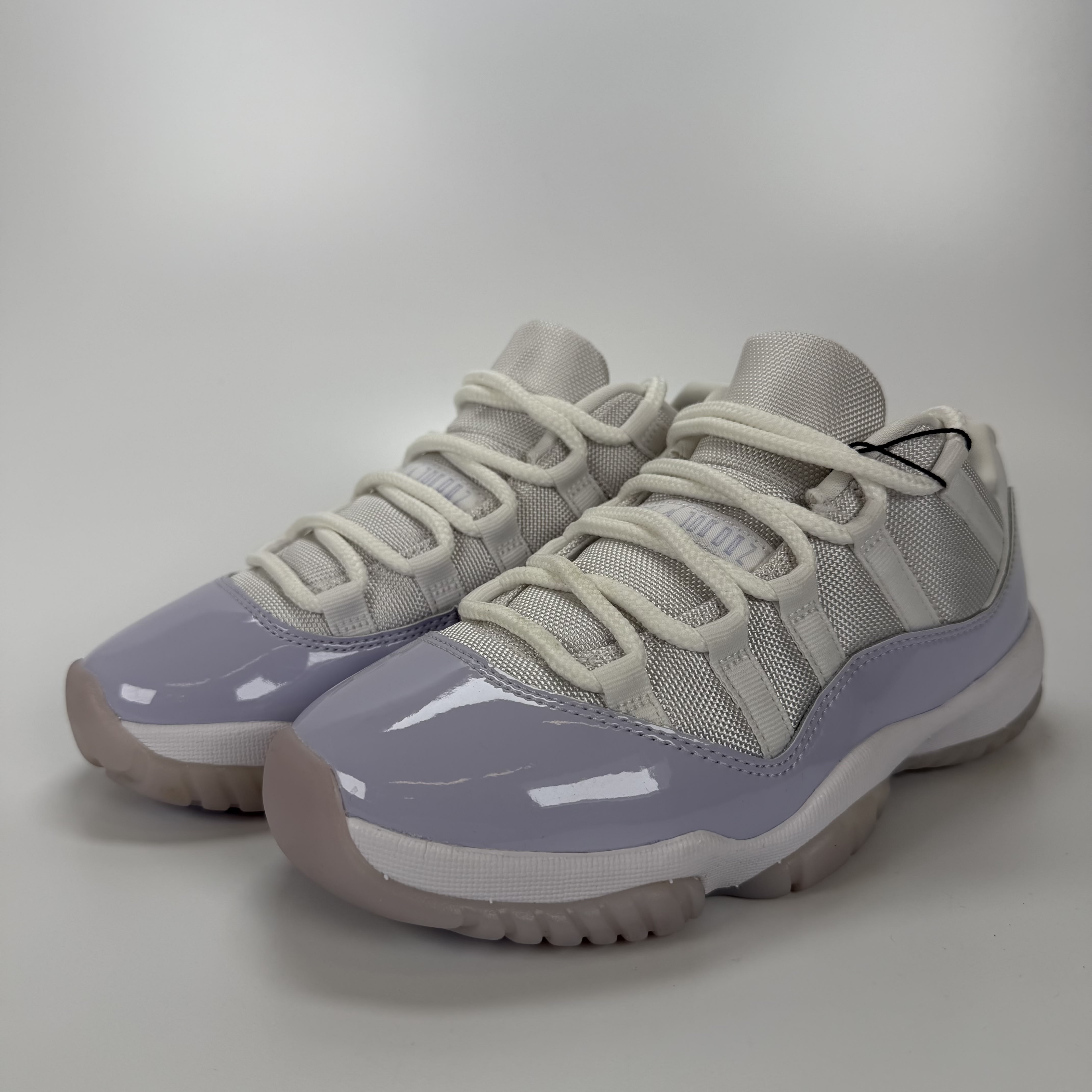 SP4991 Jordan 11 Retro Low Pure Violet (Women's)