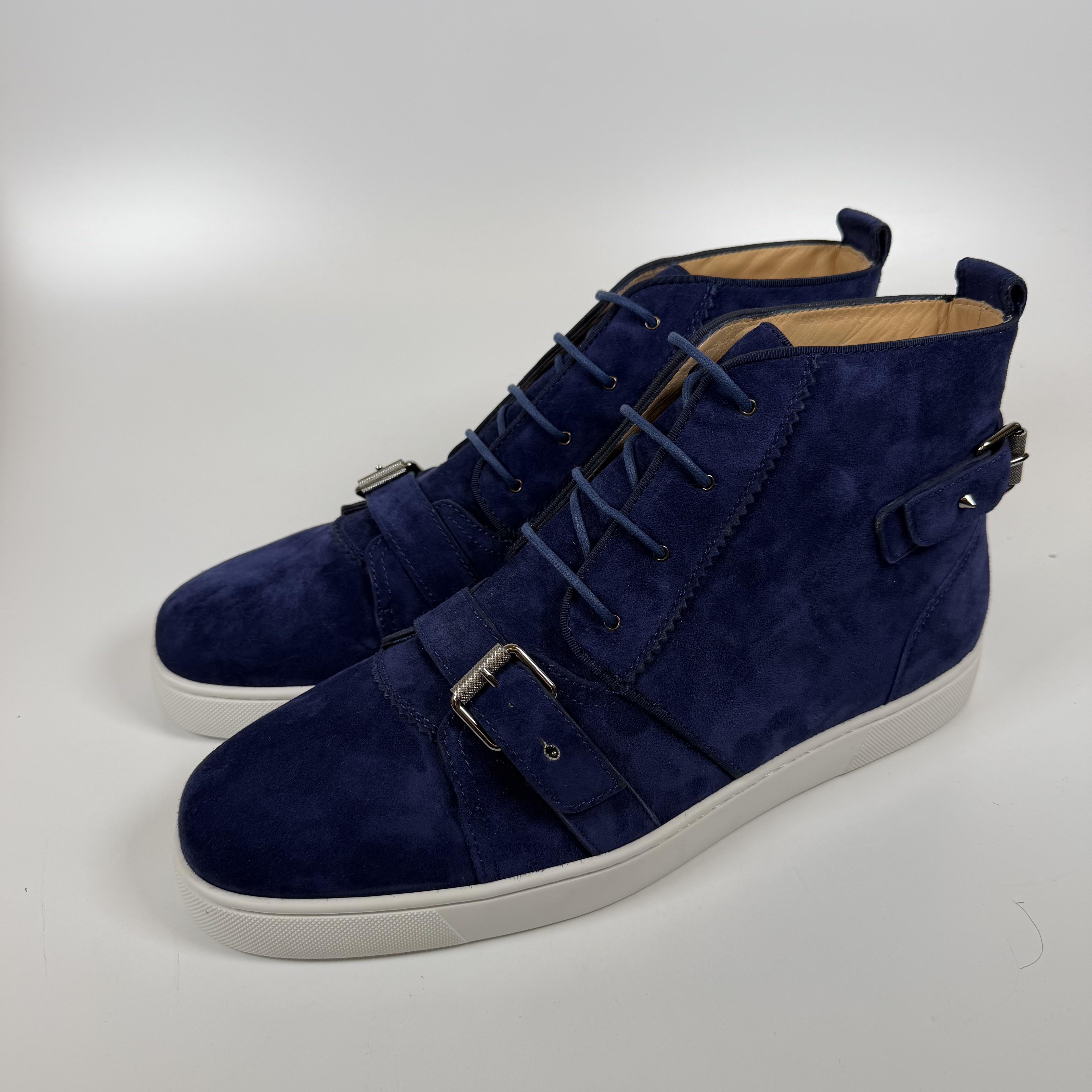 SP7704 Christian Louboutin Louis Nono Strap Flat ‘China Blue’