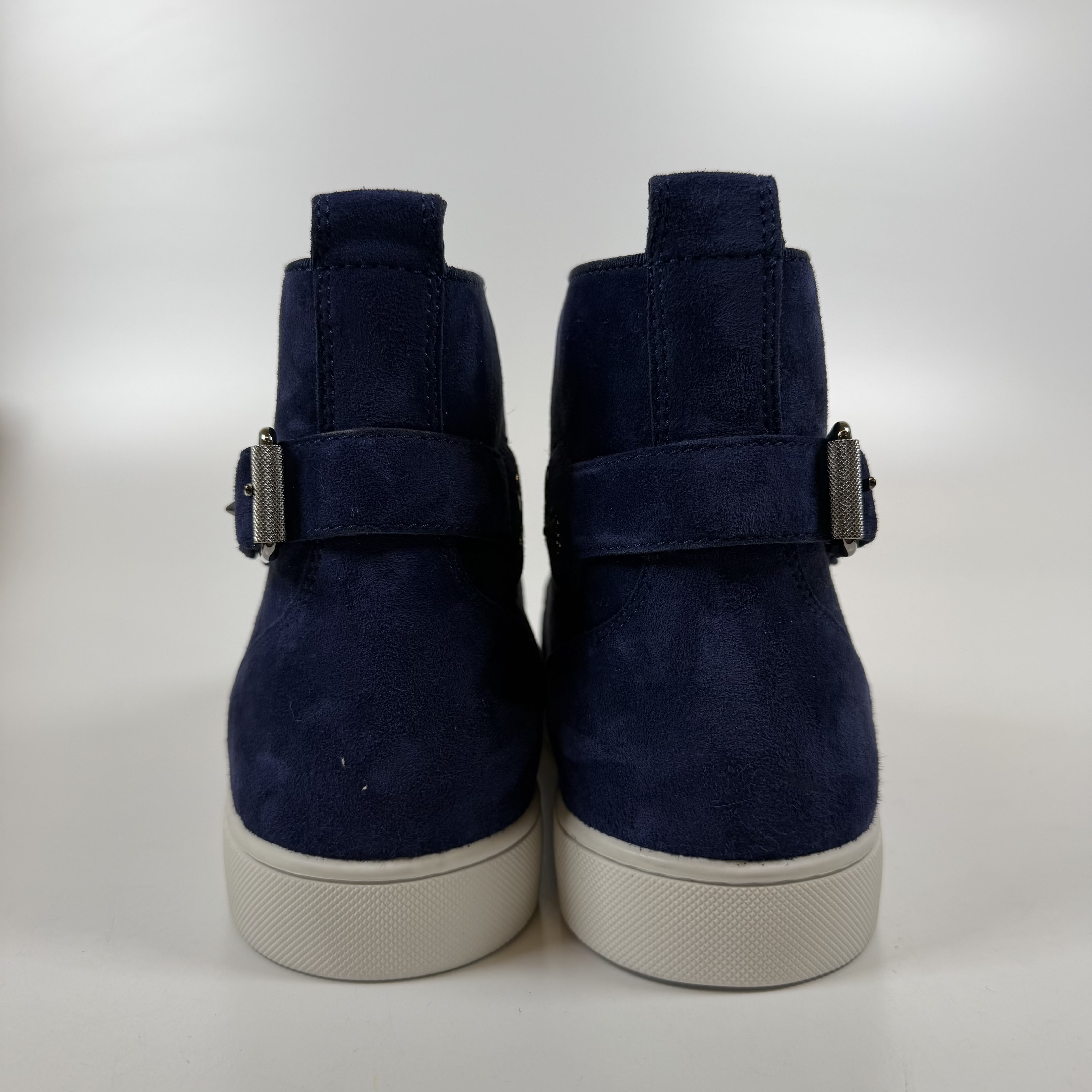 SP7704 Christian Louboutin Louis Nono Strap Flat ‘China Blue’