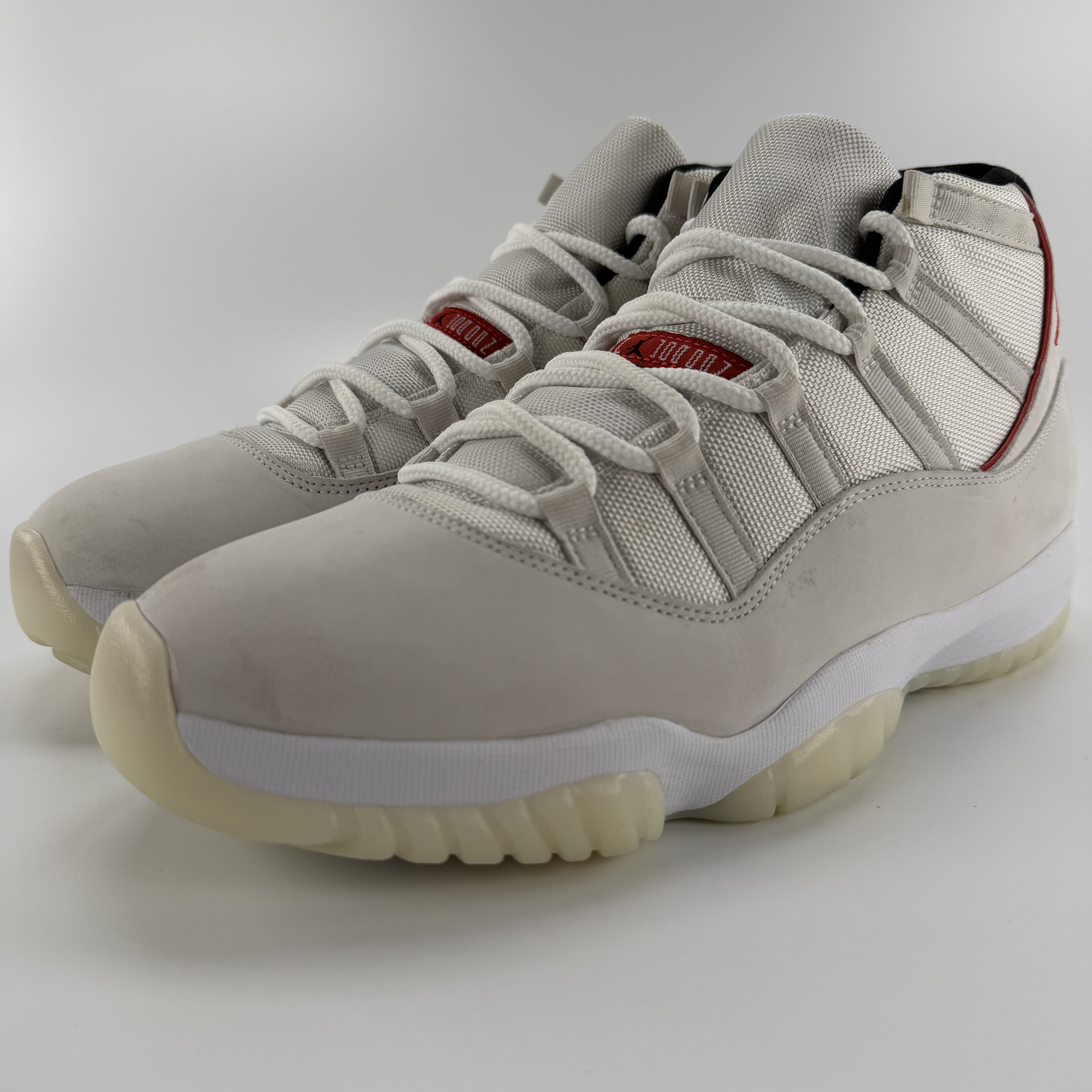 512092 Jordan 11 Retro Platinum Tint