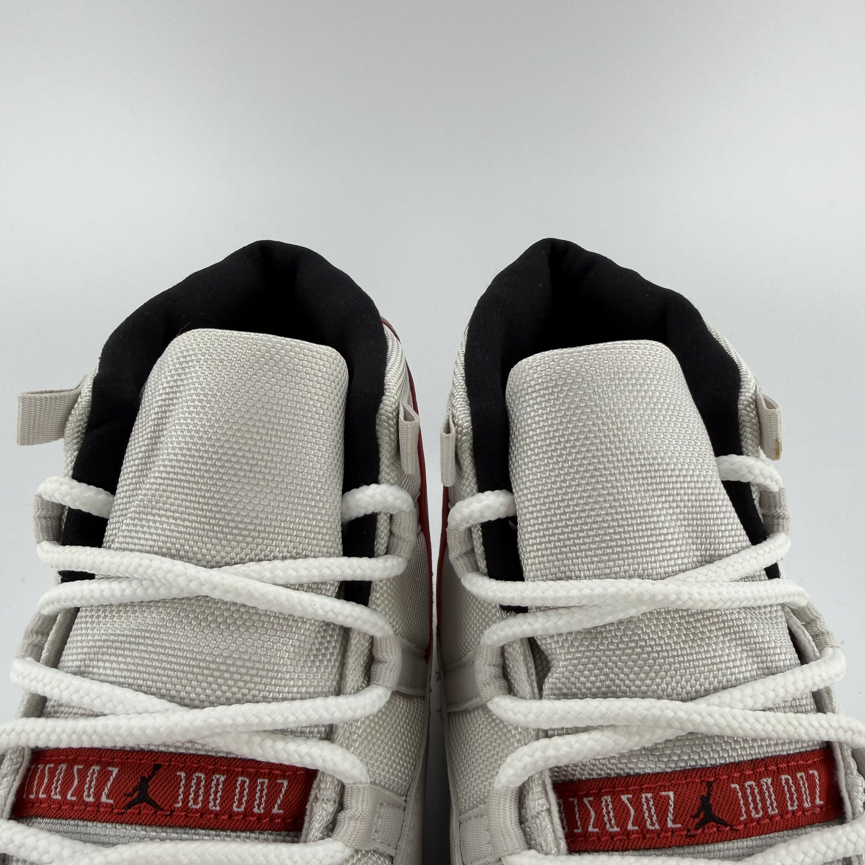 512092 Jordan 11 Retro Platinum Tint