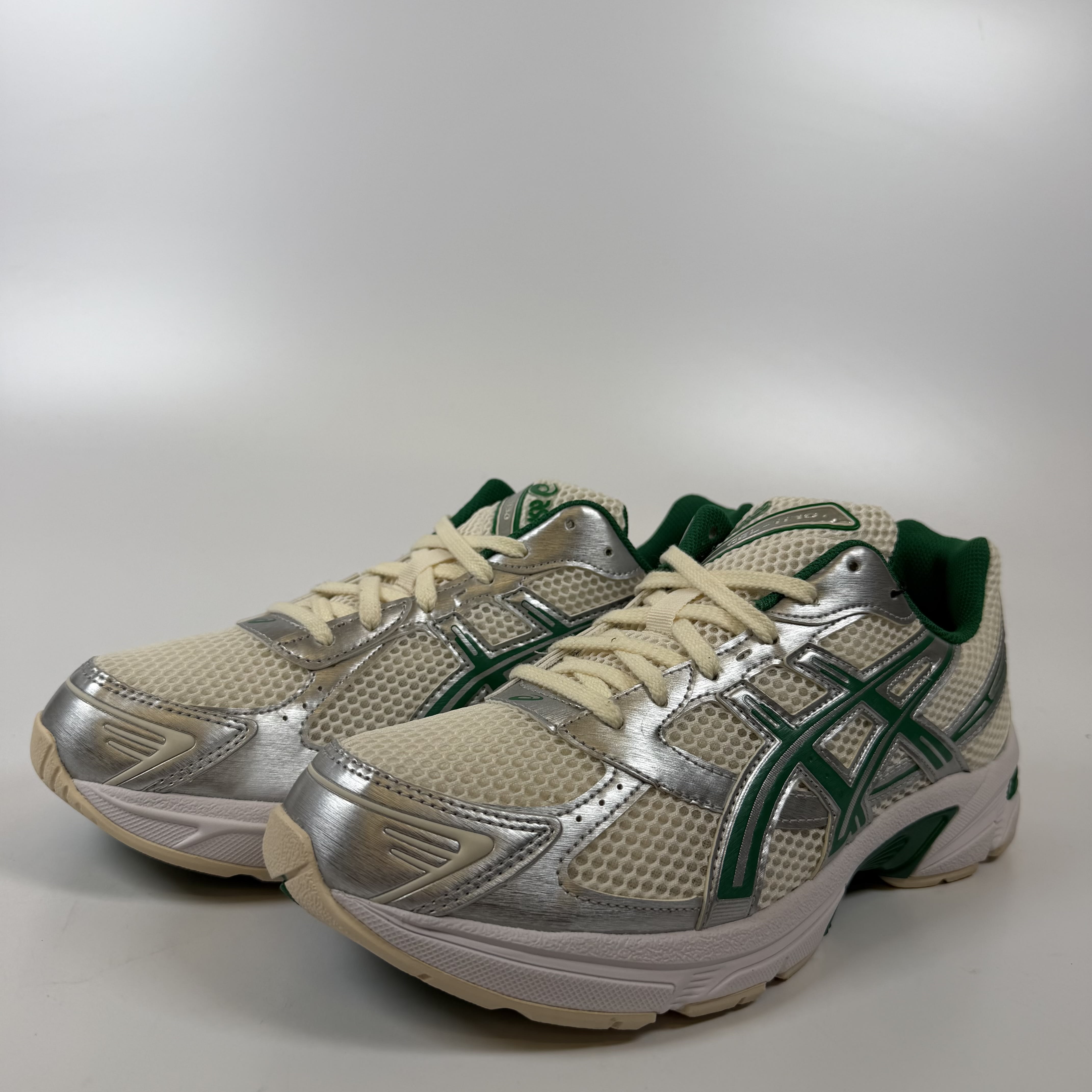 SP10025 ASICS Gel-1130 Cream Kale