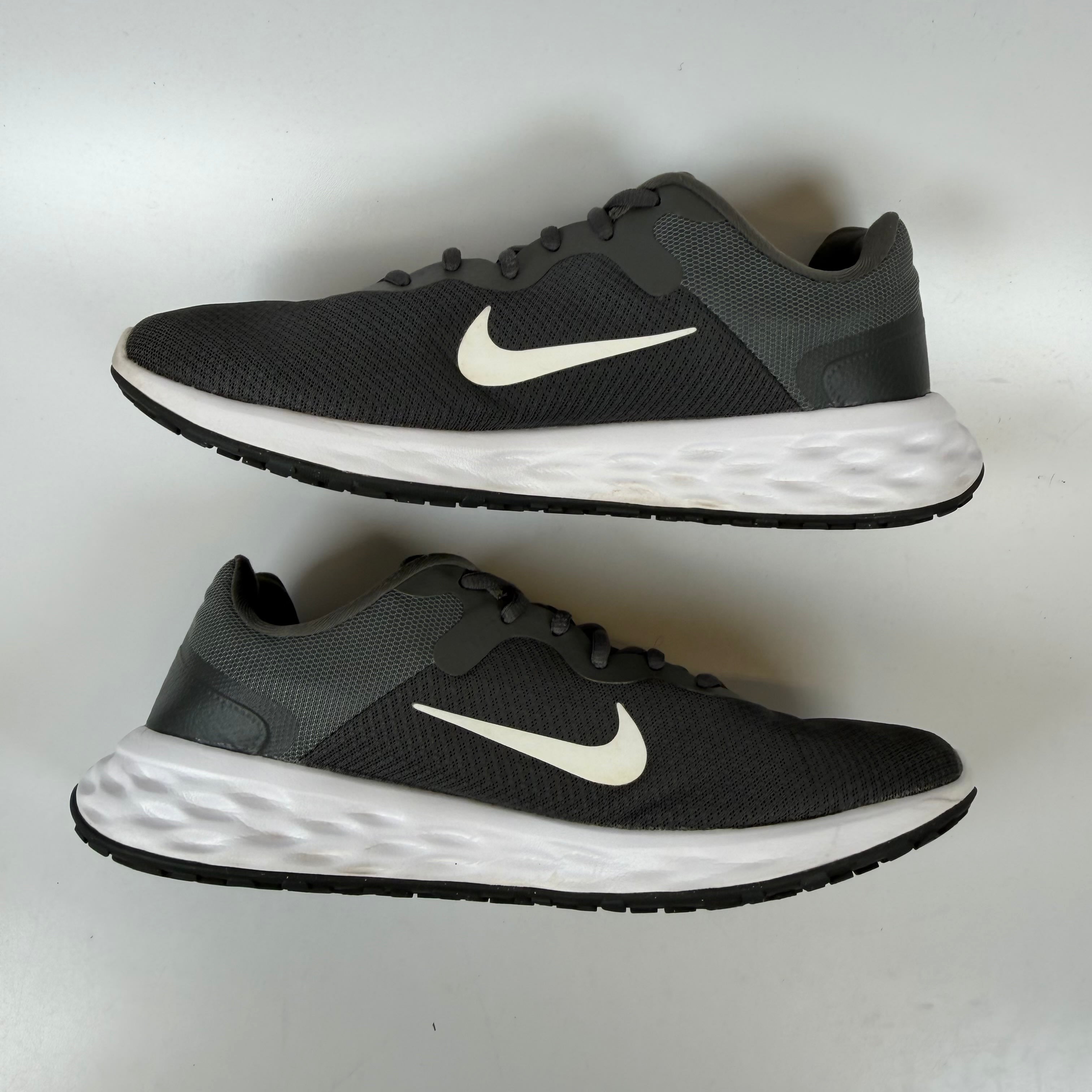 SP10128 Nike Revolution 6 Iron Grey Whtie Smoke Grey