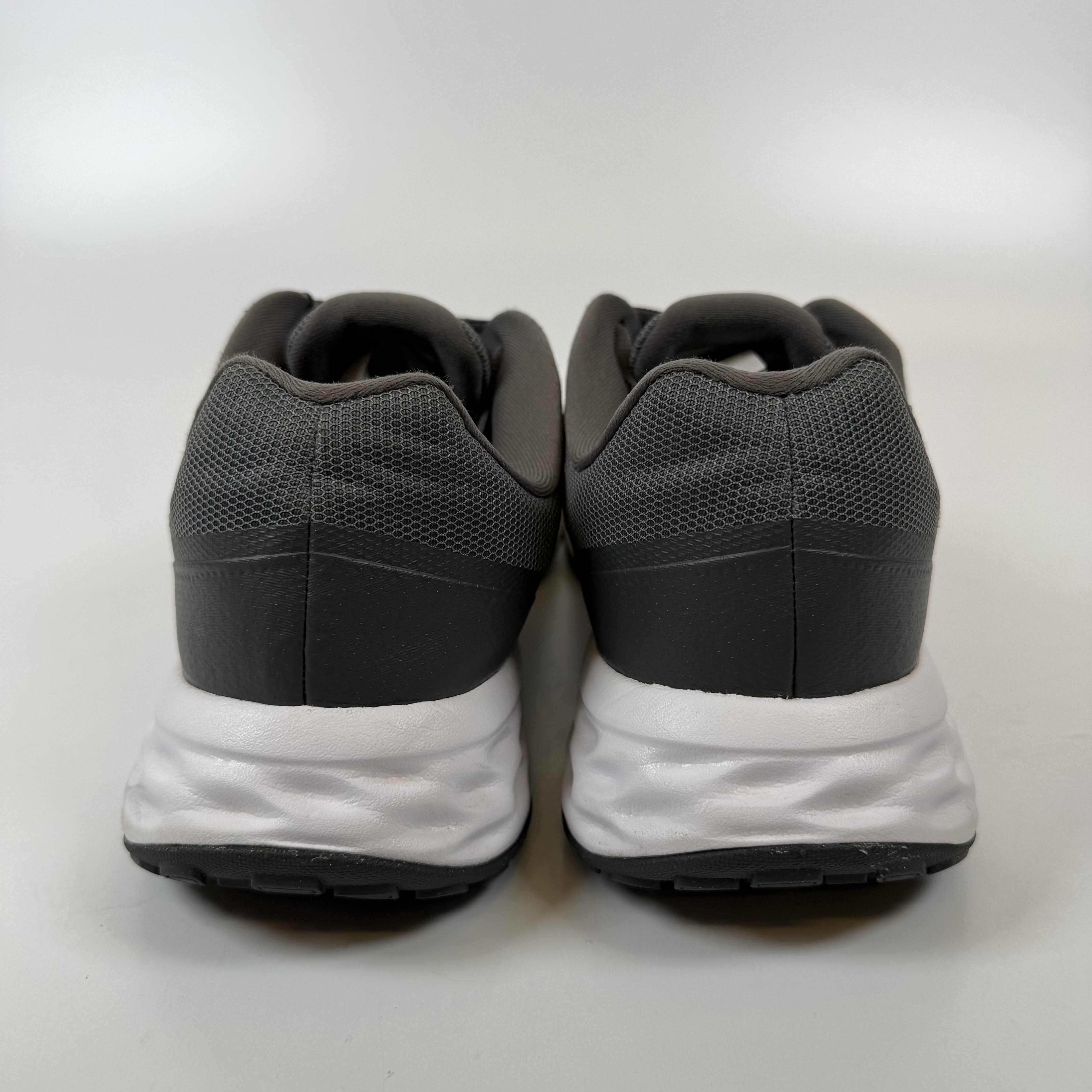 SP10128 Nike Revolution 6 Iron Grey Whtie Smoke Grey