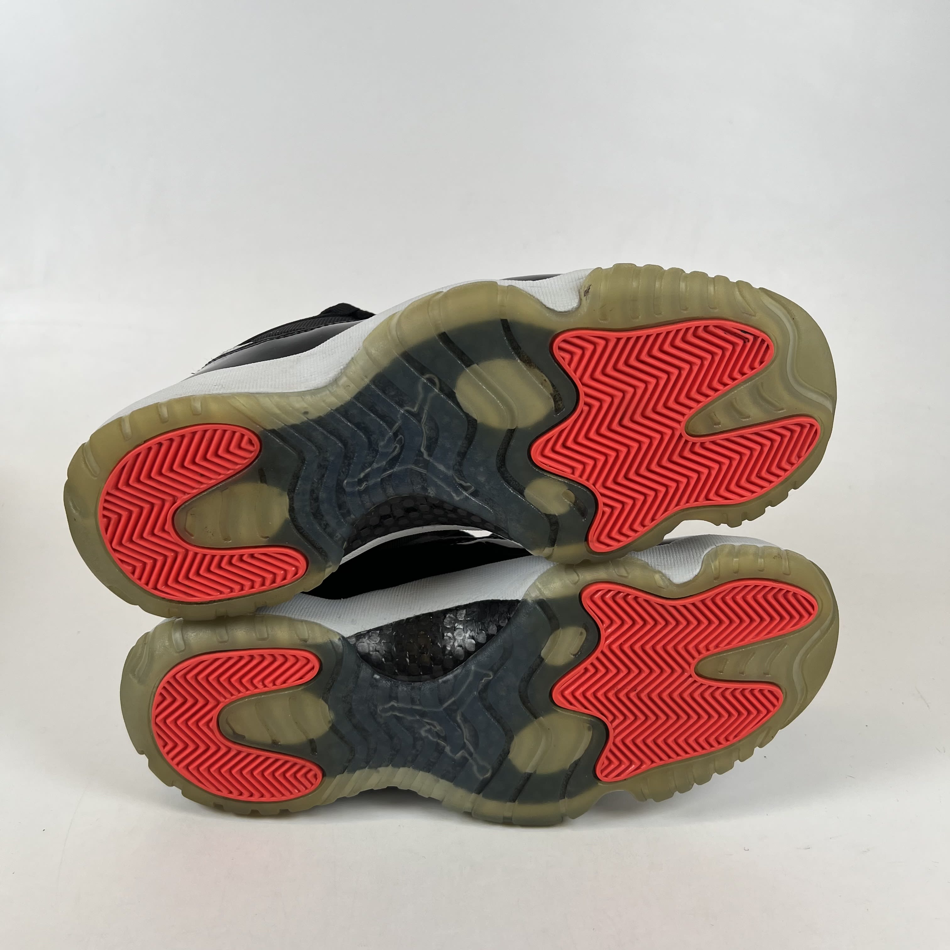 SP14644 Jordan 11 Retro Low Infrared