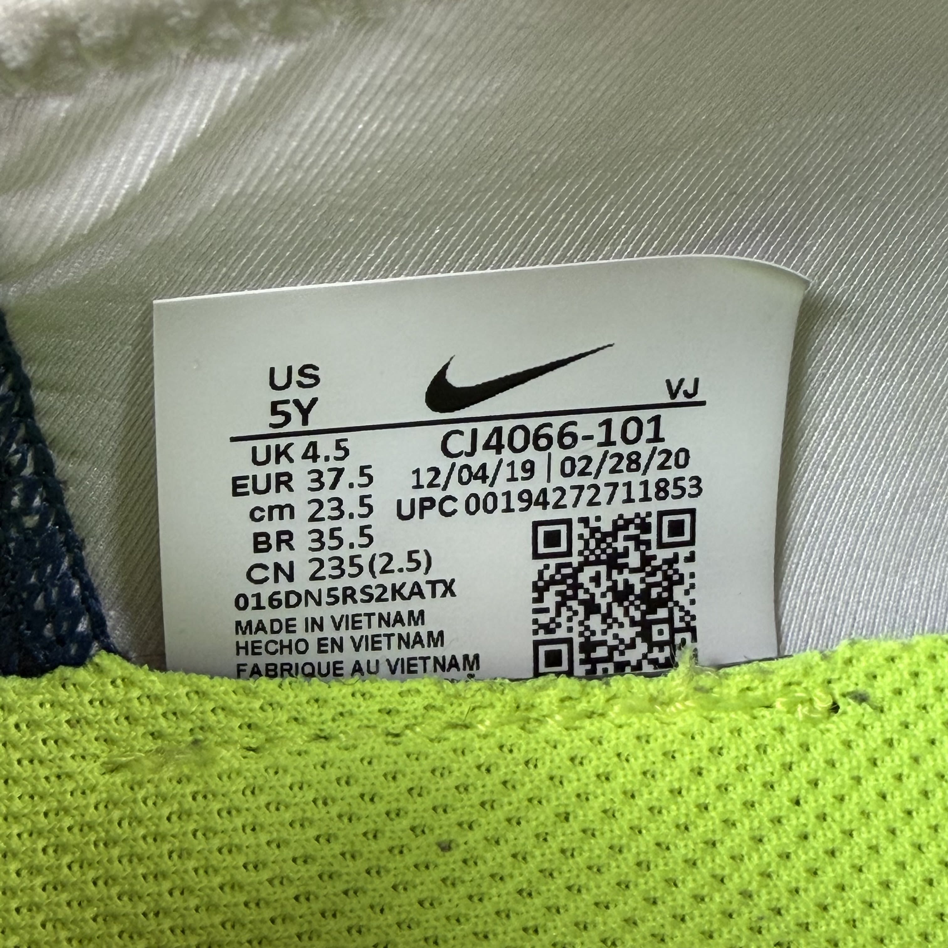 SP7298 Nike Air Max 2090 Blue Volt (GS)