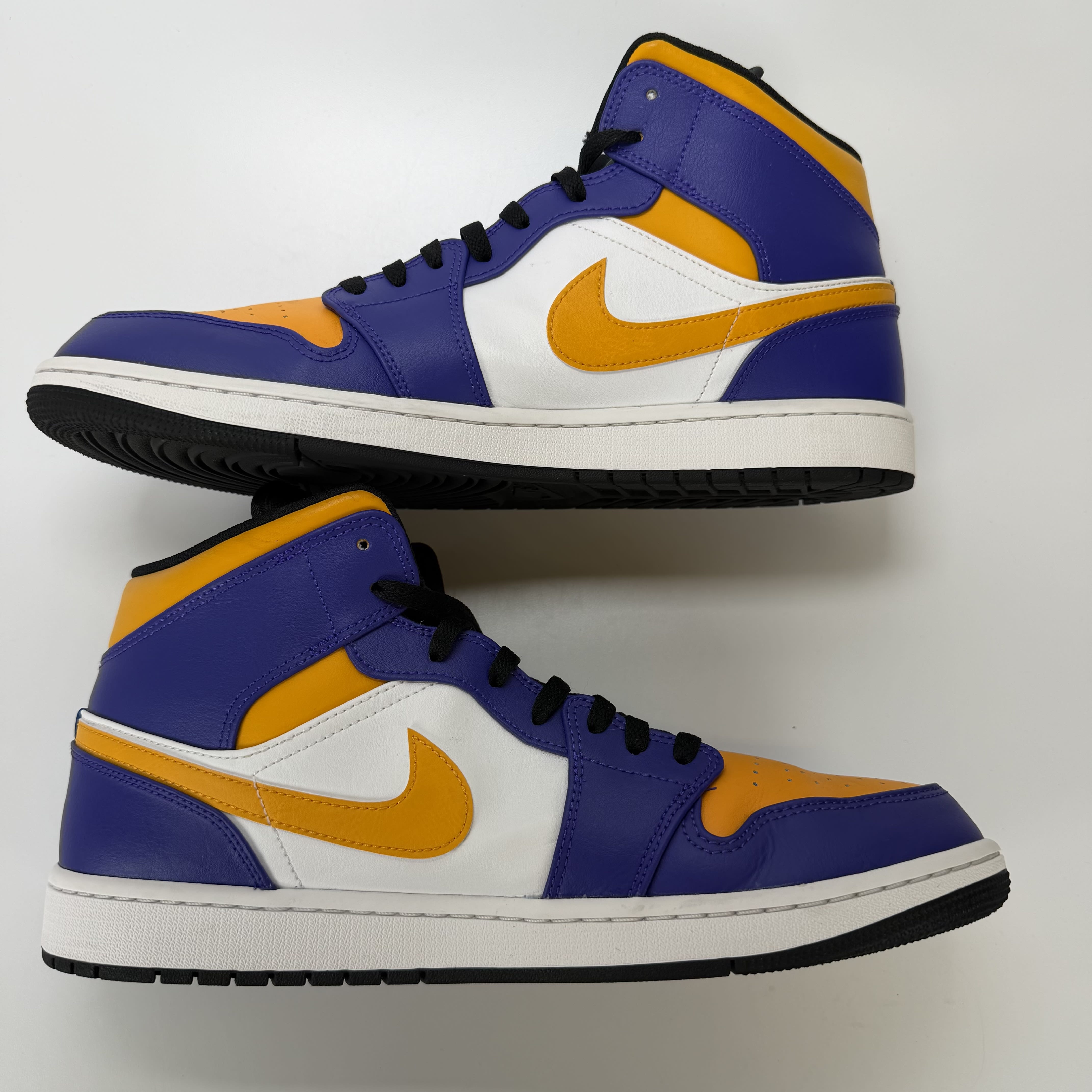 SP3759 Jordan 1 Mid Lakers (2022)