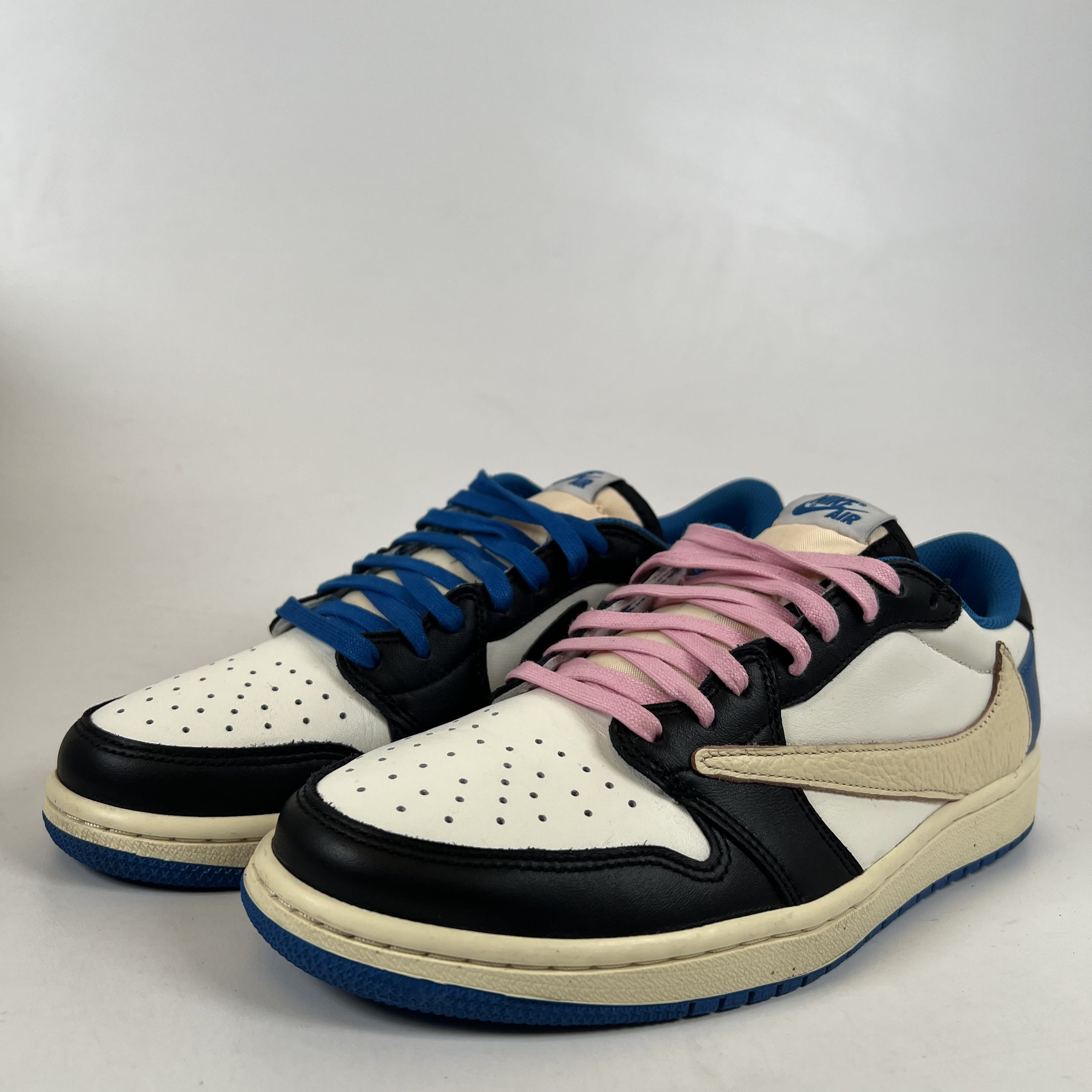 SP14420 Jordan 1 Retro Low OG SP Fragment x Travis Scott