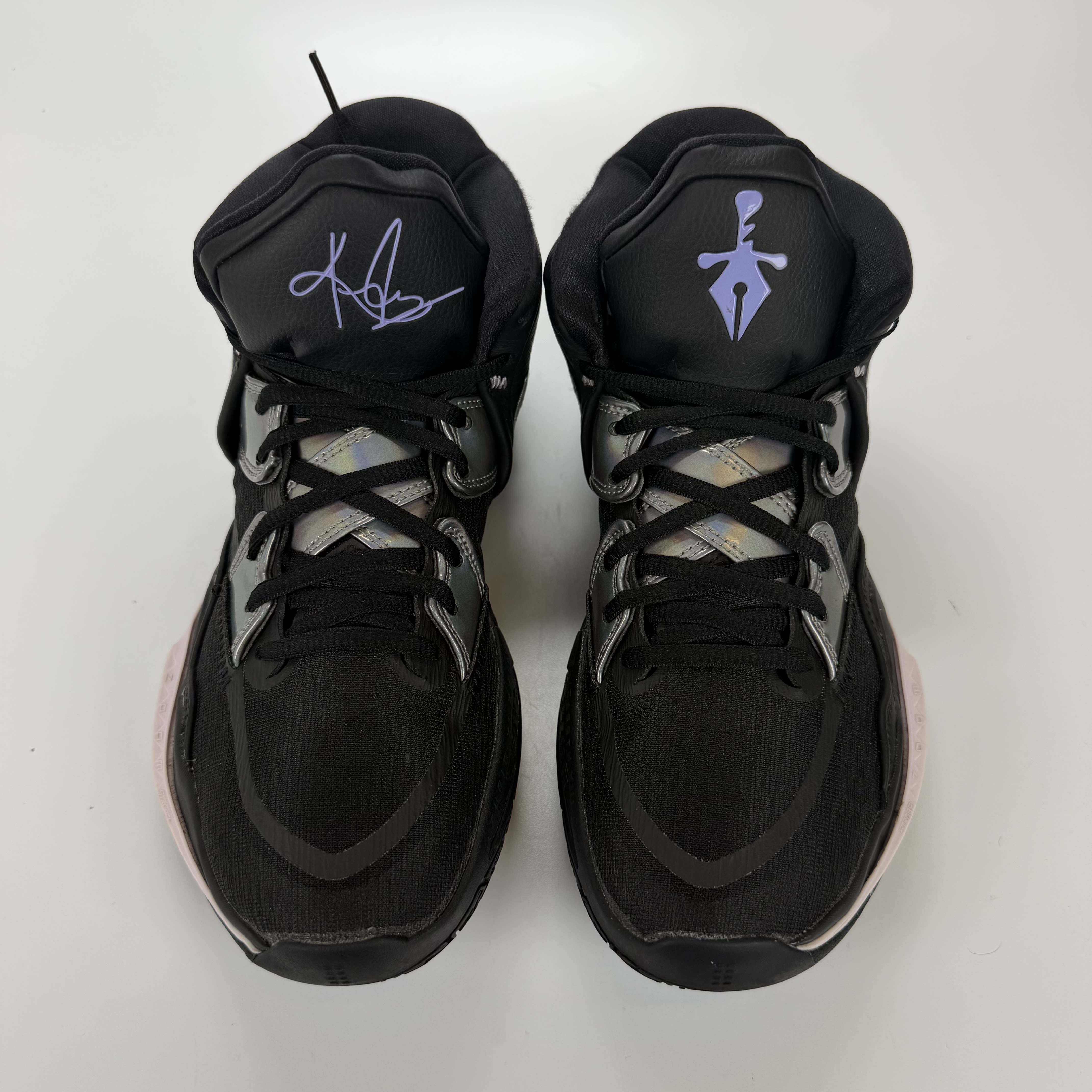 SP5000 Nike Kyrie Infinity Black Metallic Silver