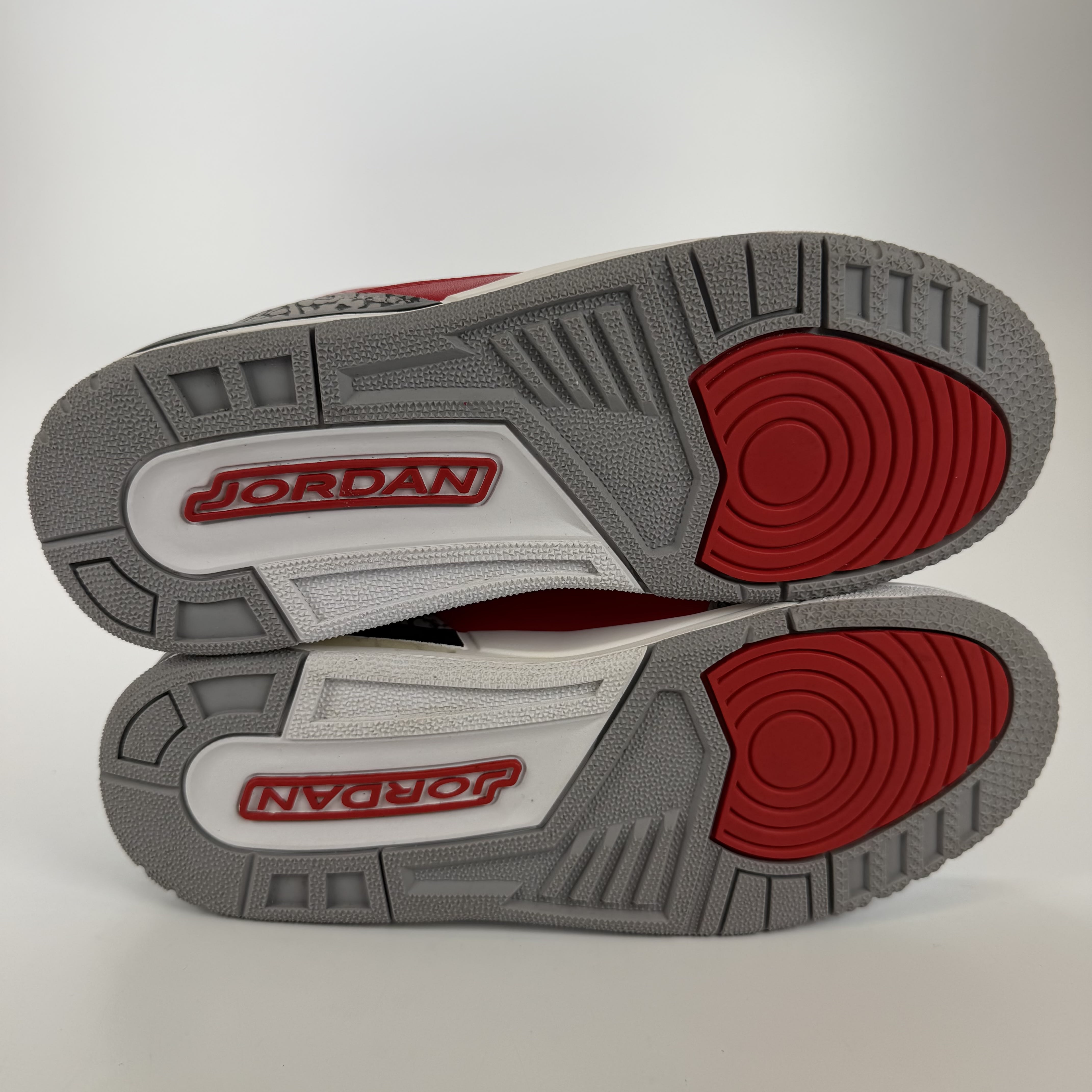 SP4917 Jordan 3 Retro SE Fire Red (GS)