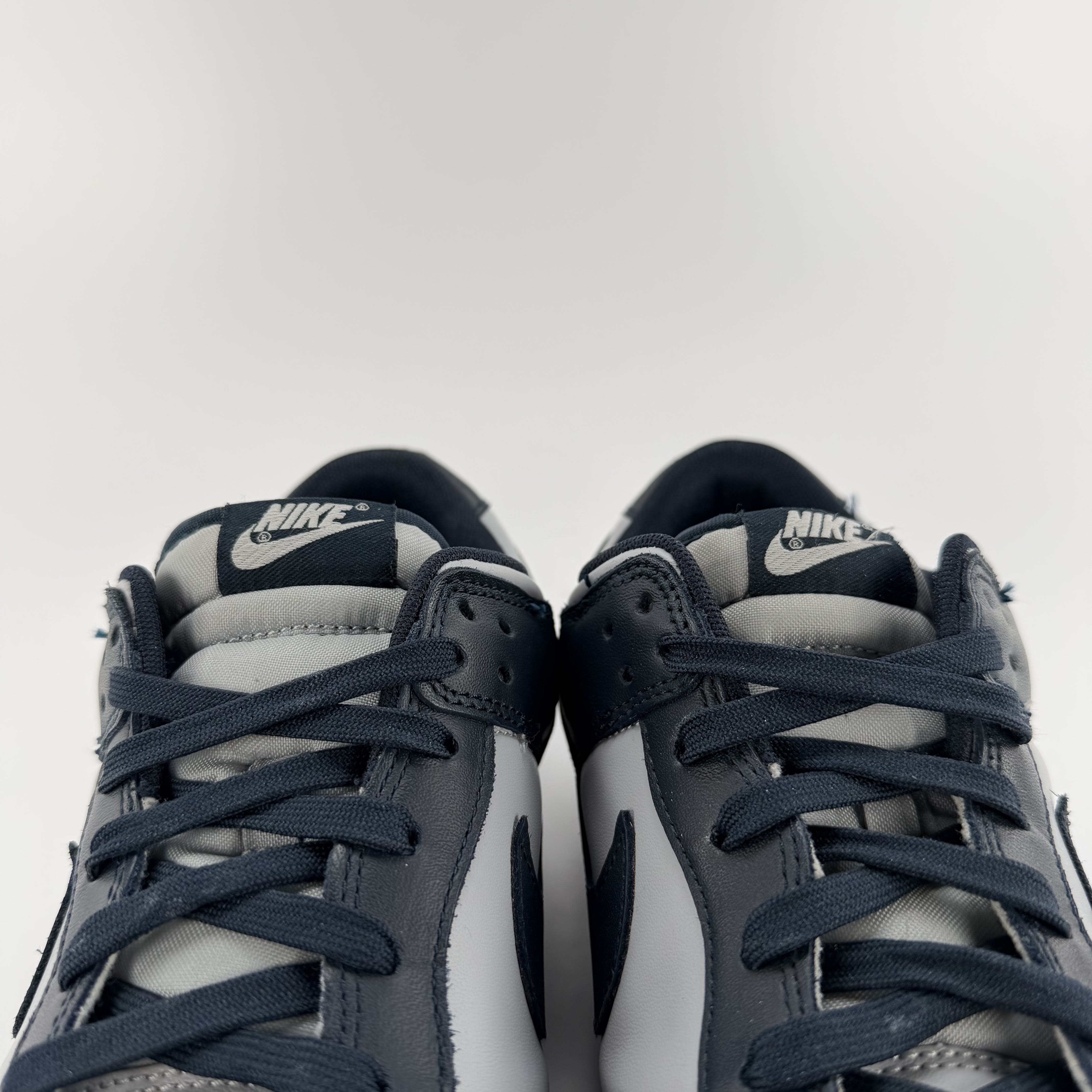 259153 Nike Dunk Low Georgetown