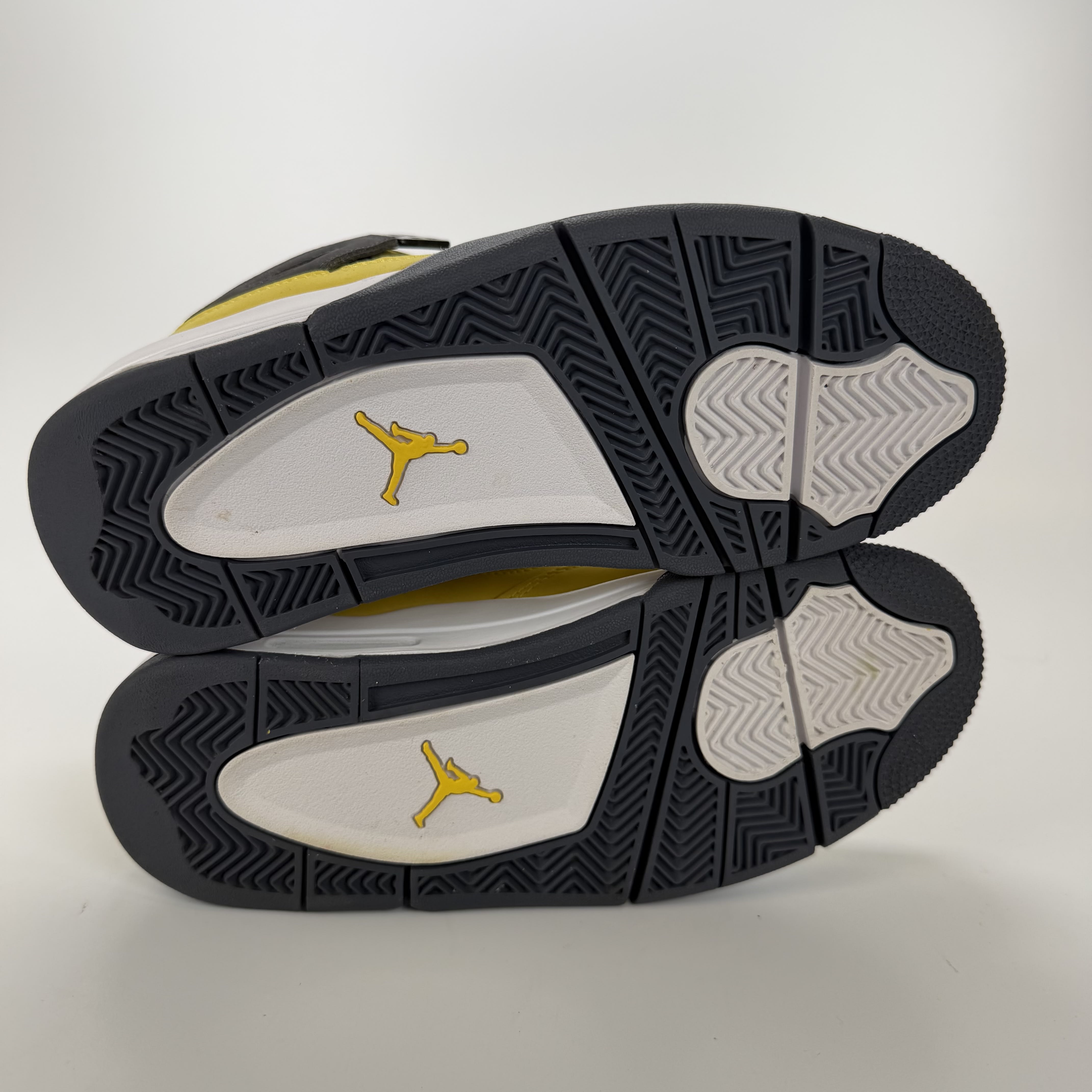 SP4449 Jordan 4 Retro Lightning (2021) (GS)