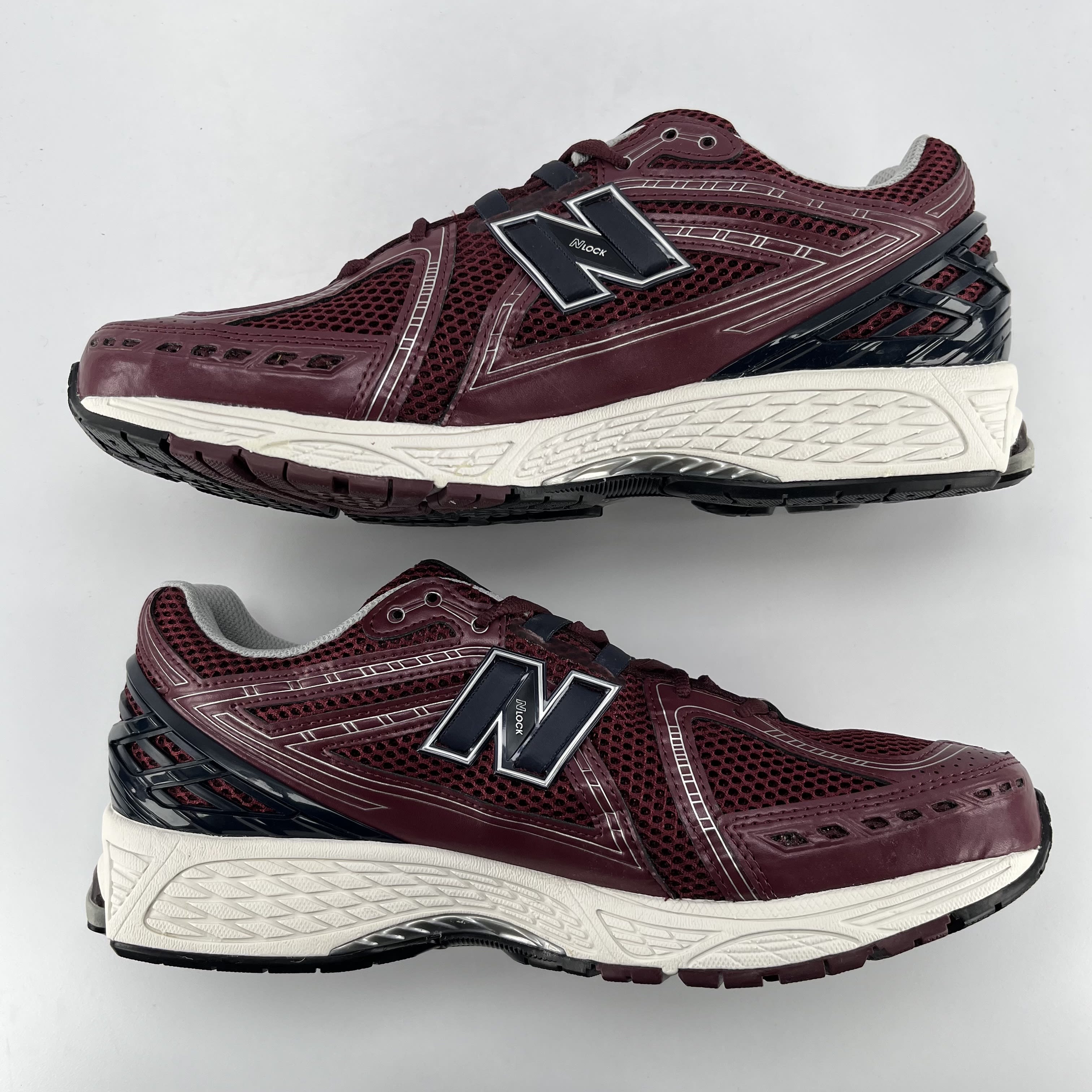 793834 New Balance 1906R Burgundy Black