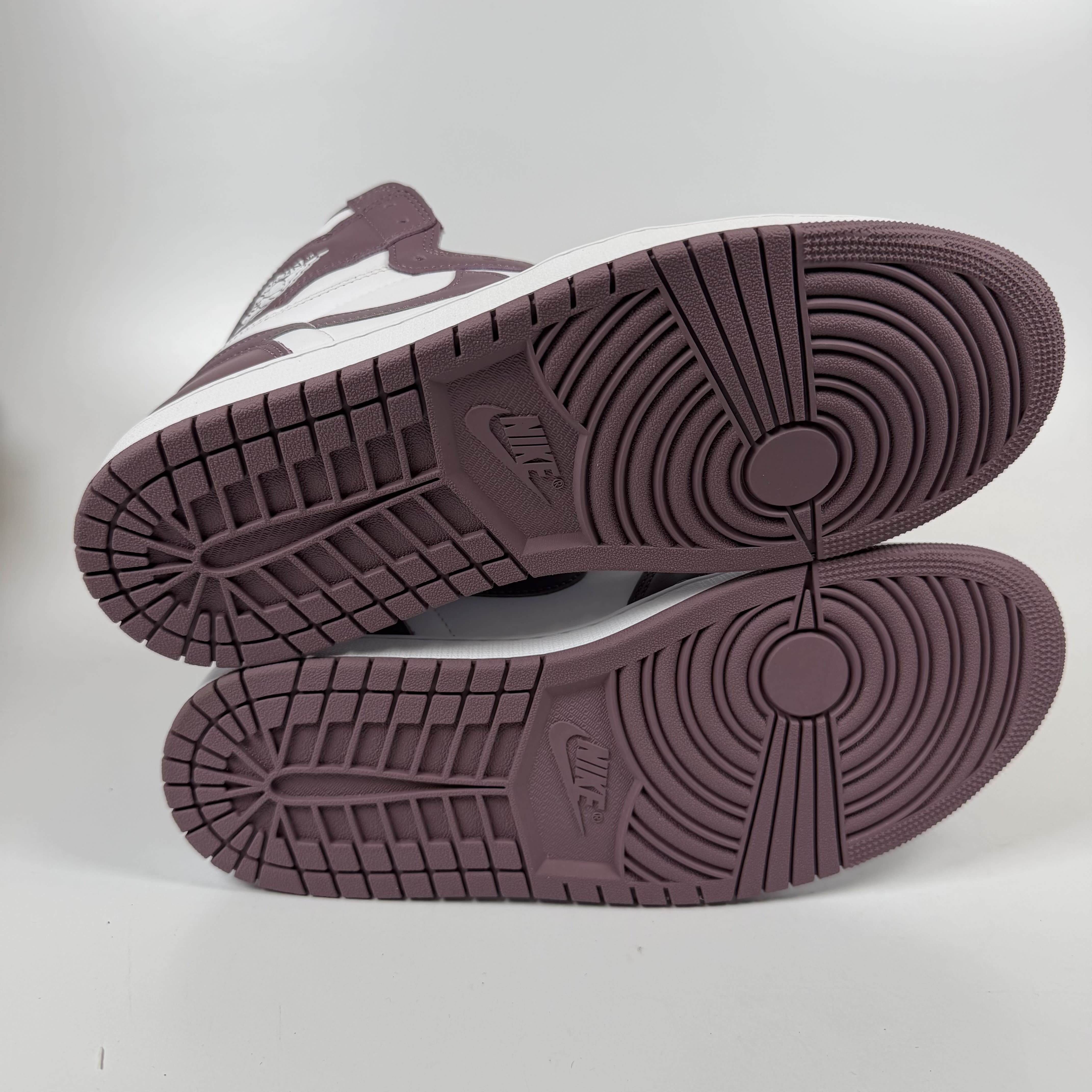 SP7215 Jordan 1 Retro High OG Mauve