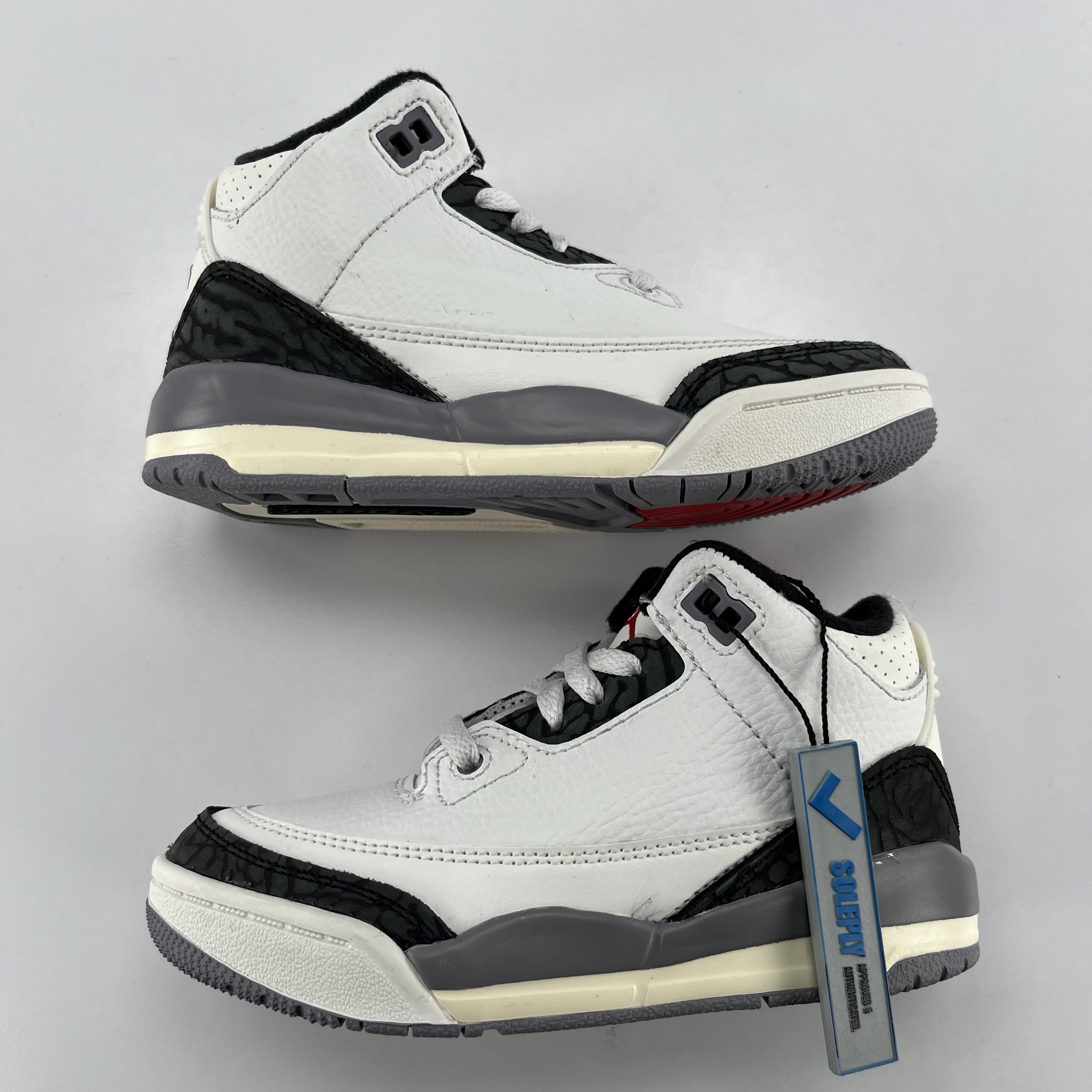 671275 Jordan 3 Retro Cement Grey (PS)