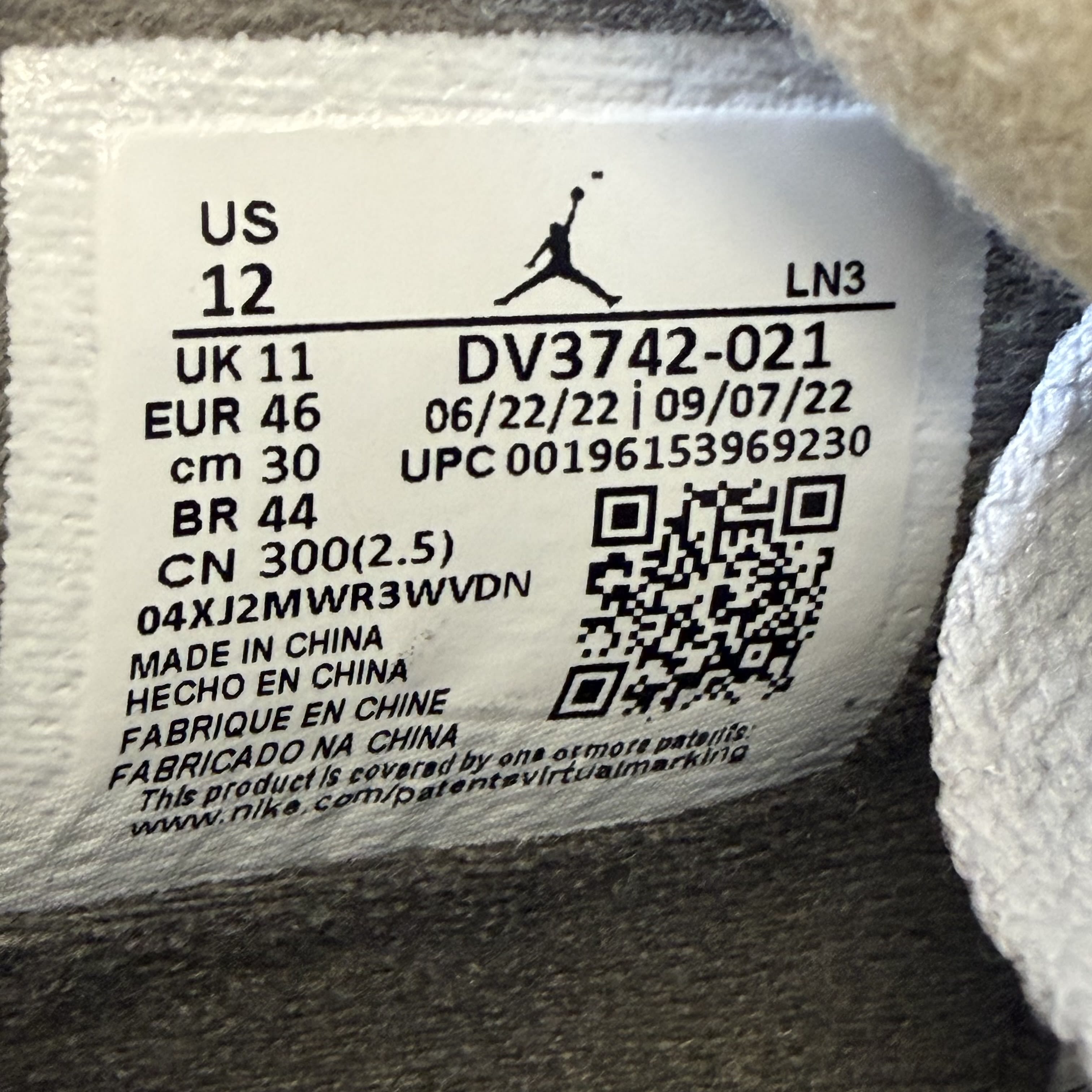 SP10040 Jordan 4 Retro SE Craft Photon Dust