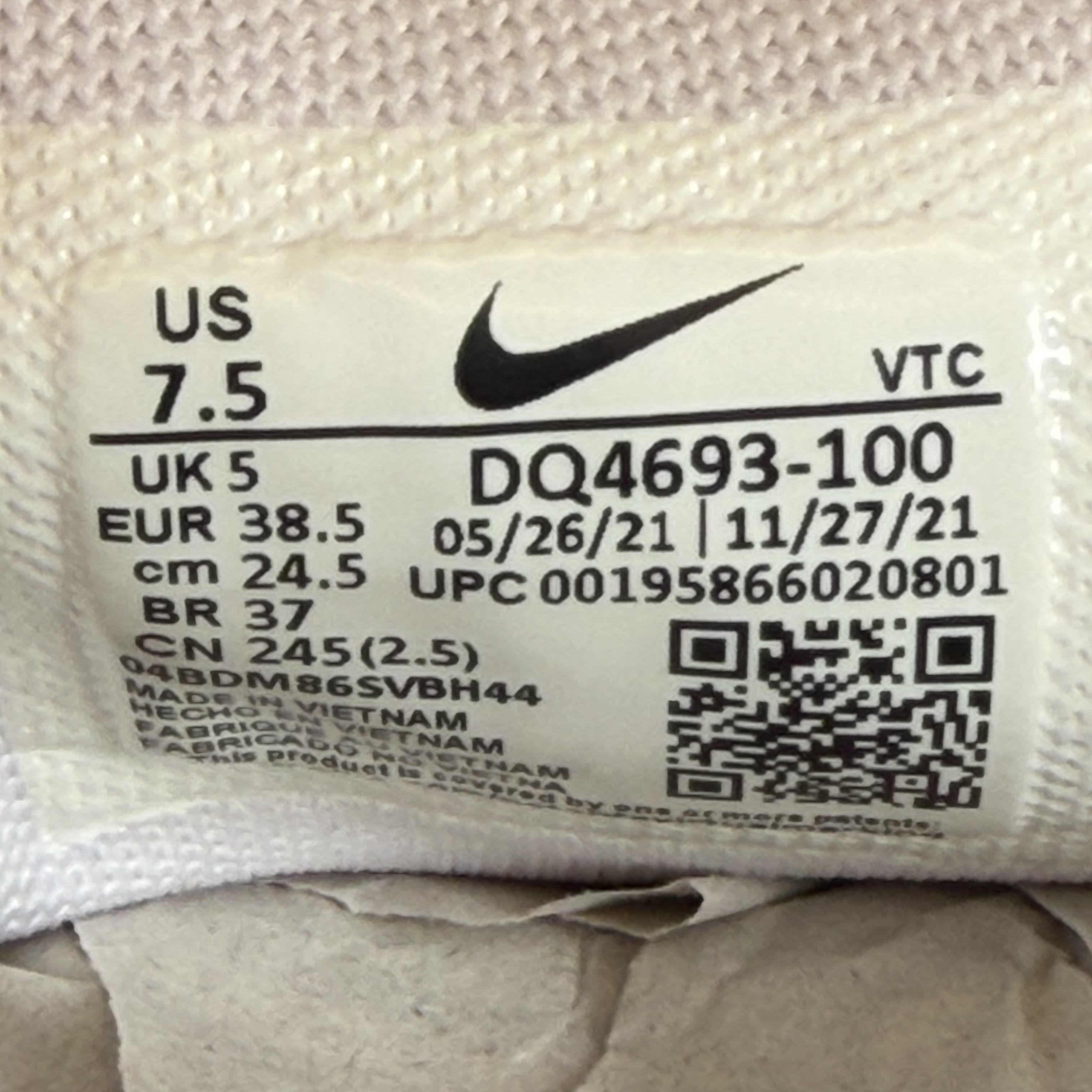 SP4988 Nike Air Max 270 White Burnt Sunrise (Women's)