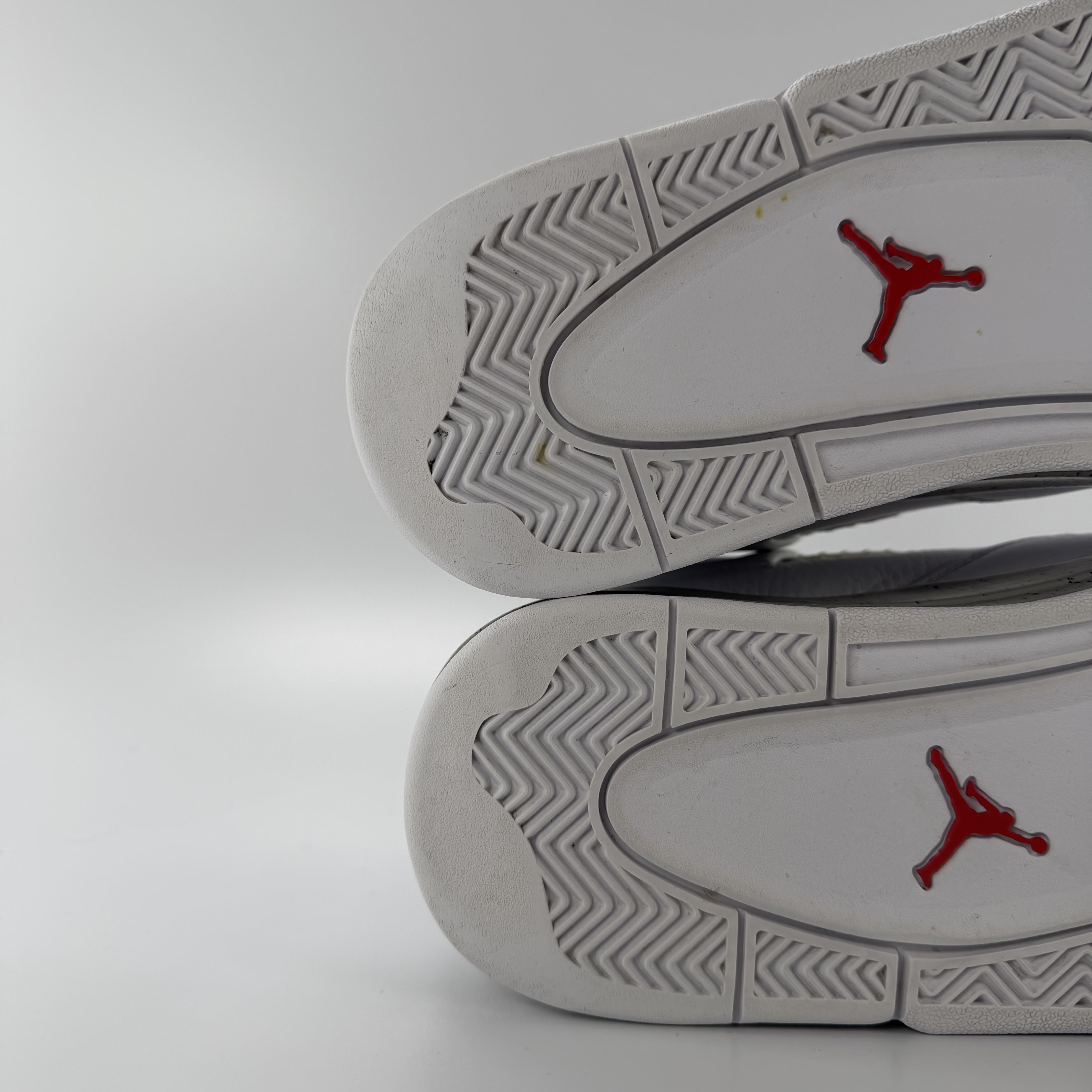 512599 Jordan 4 Retro White Oreo (2021)