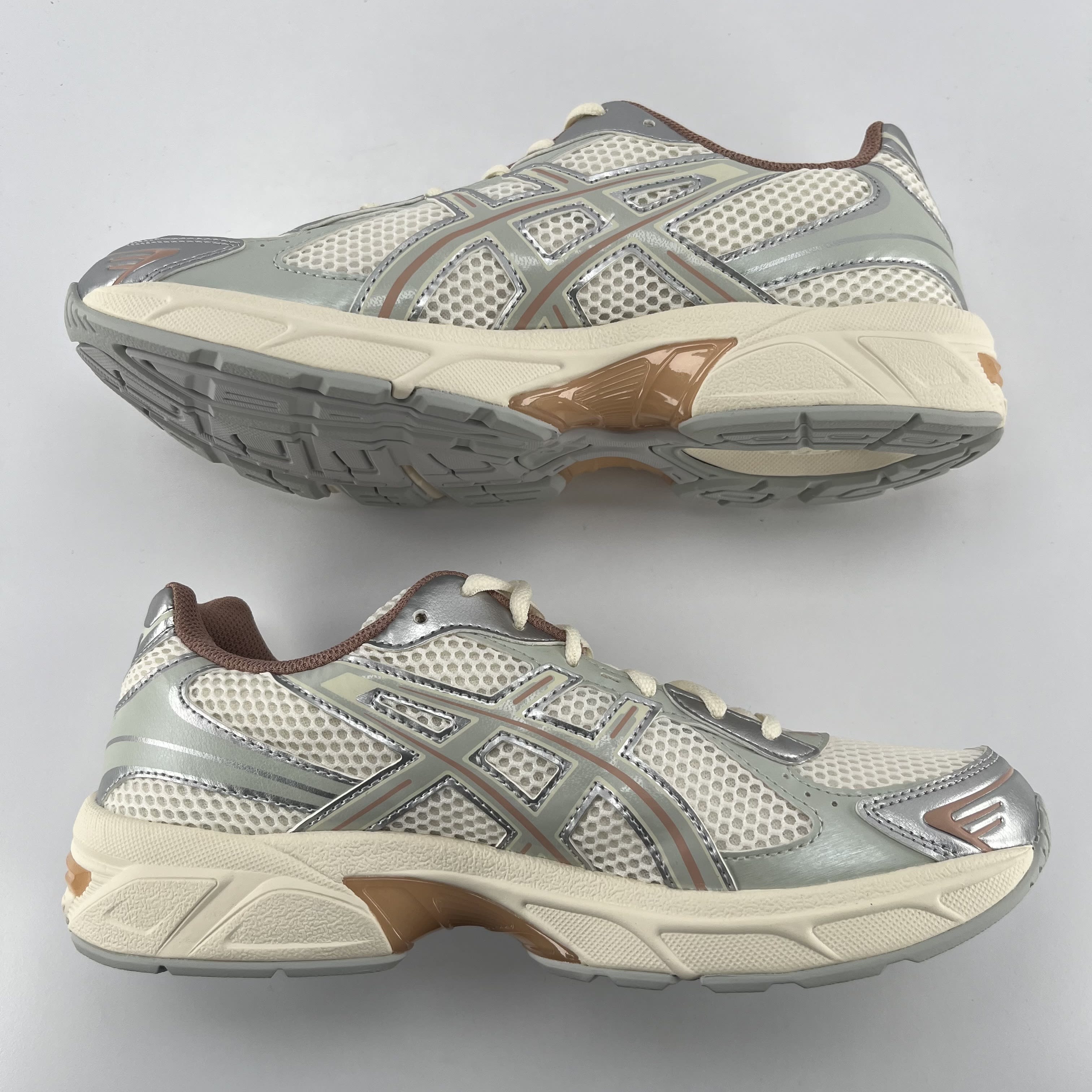 340062 ASICS Gel-1130 Cream Light Sage (Women's)