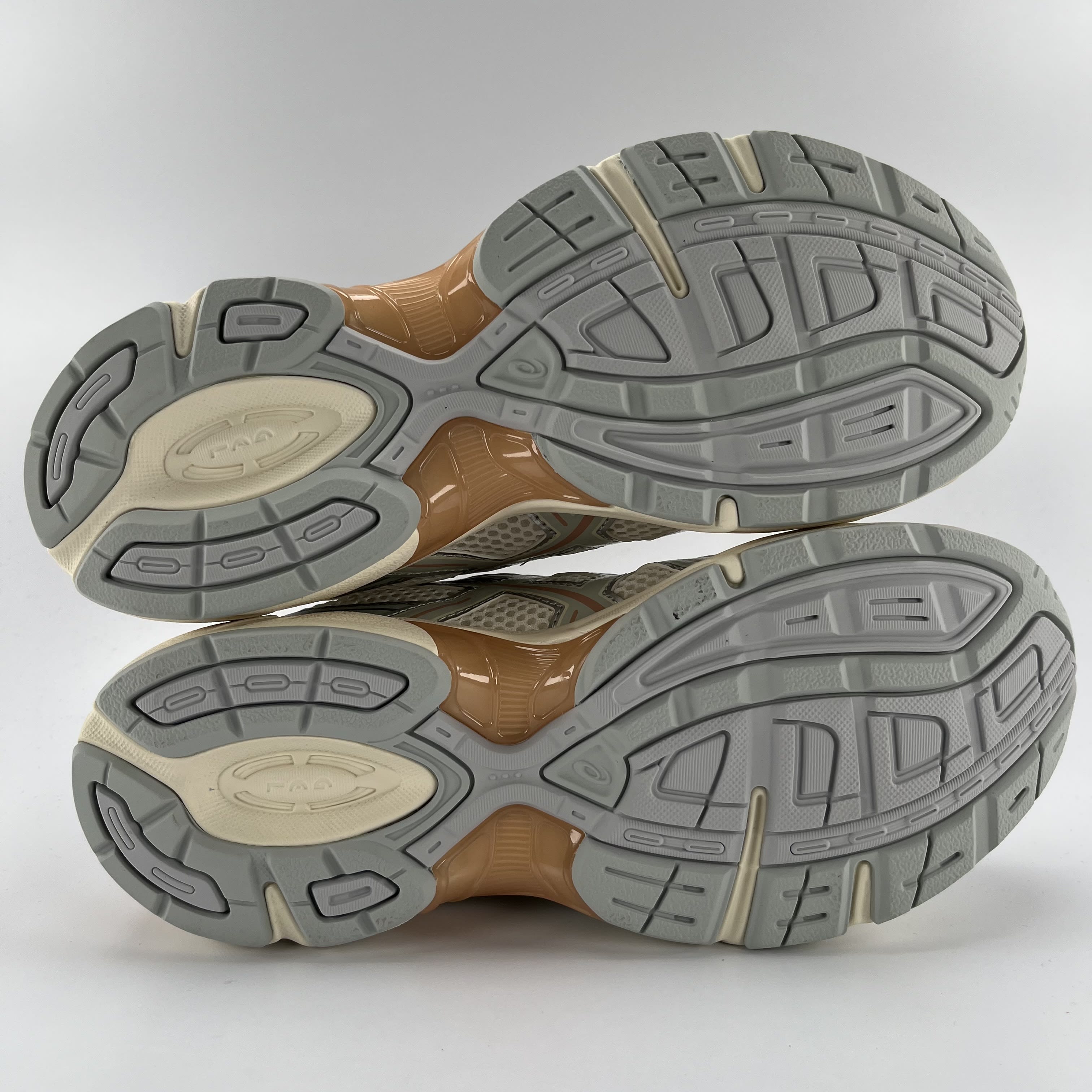 340062 ASICS Gel-1130 Cream Light Sage (Women's)