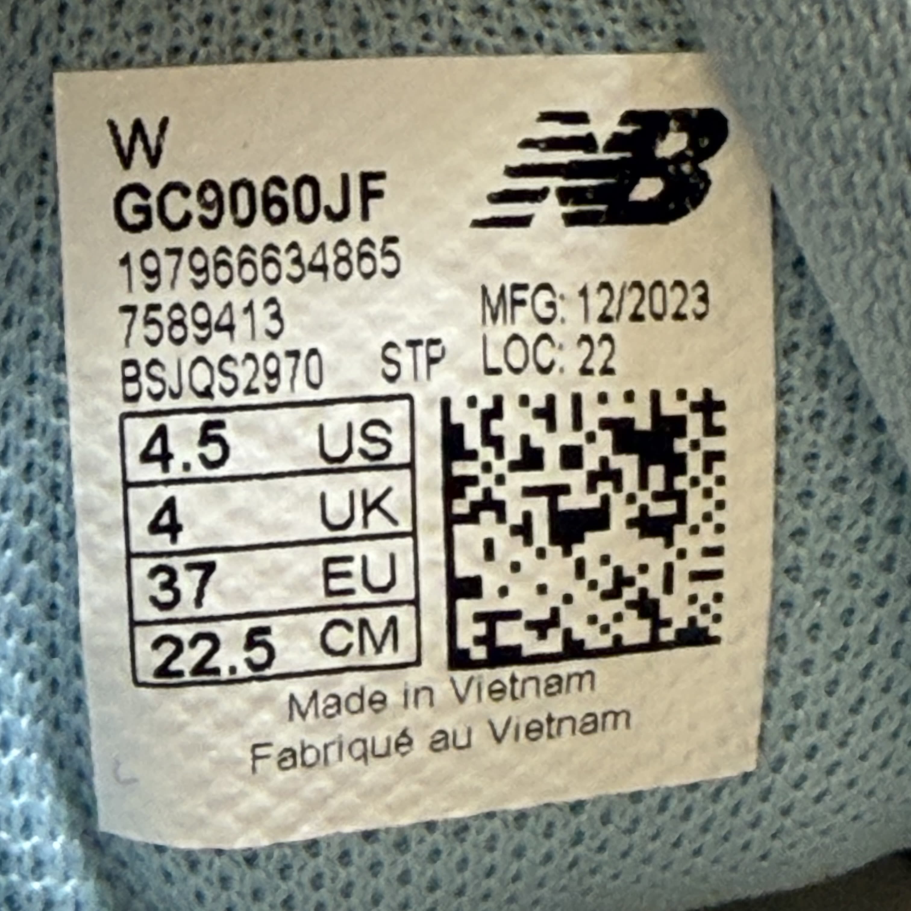 SP8133 New Balance 9060 Festival Pack Blue (GS)