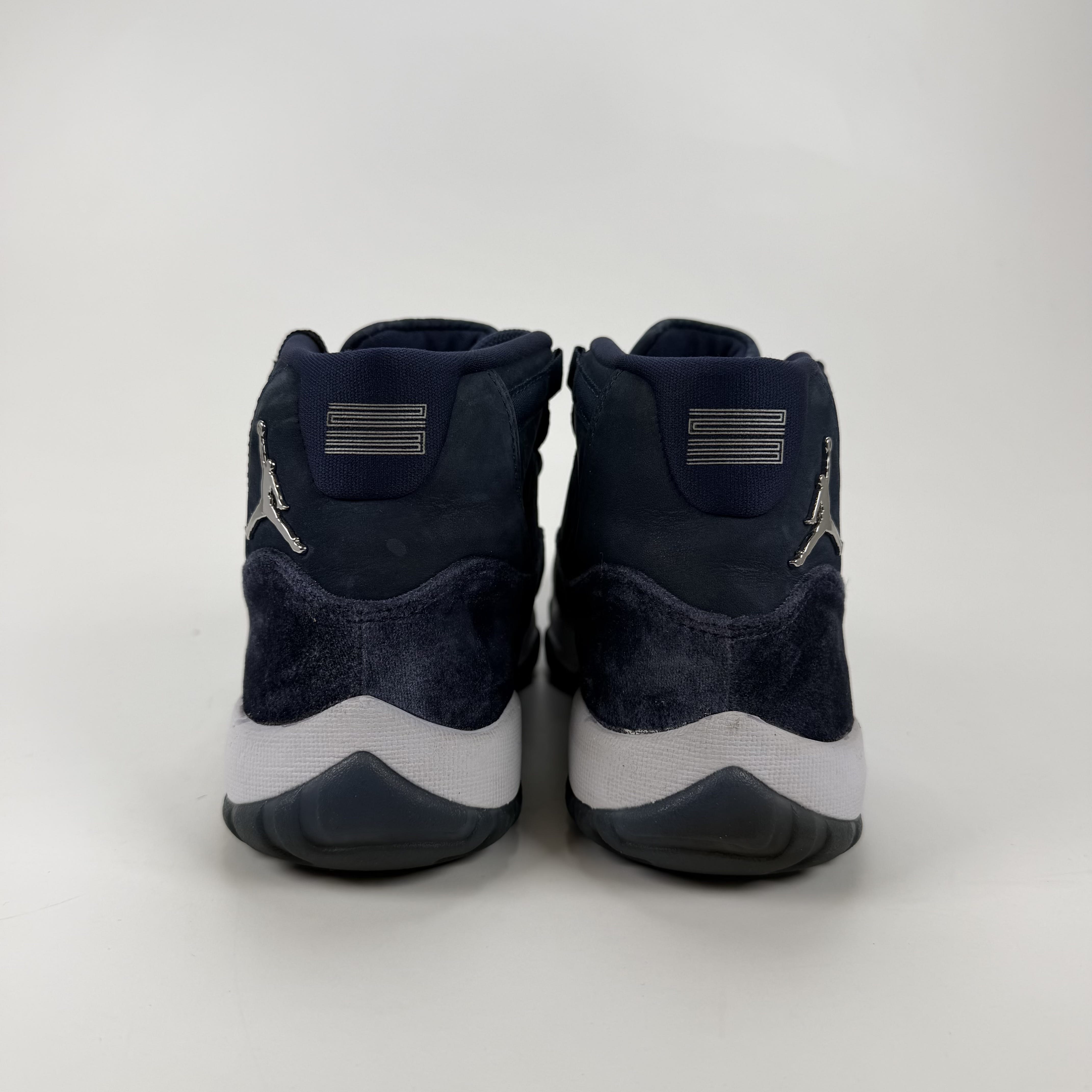SP4455 Jordan 11 Retro Midnight Navy (Women's)