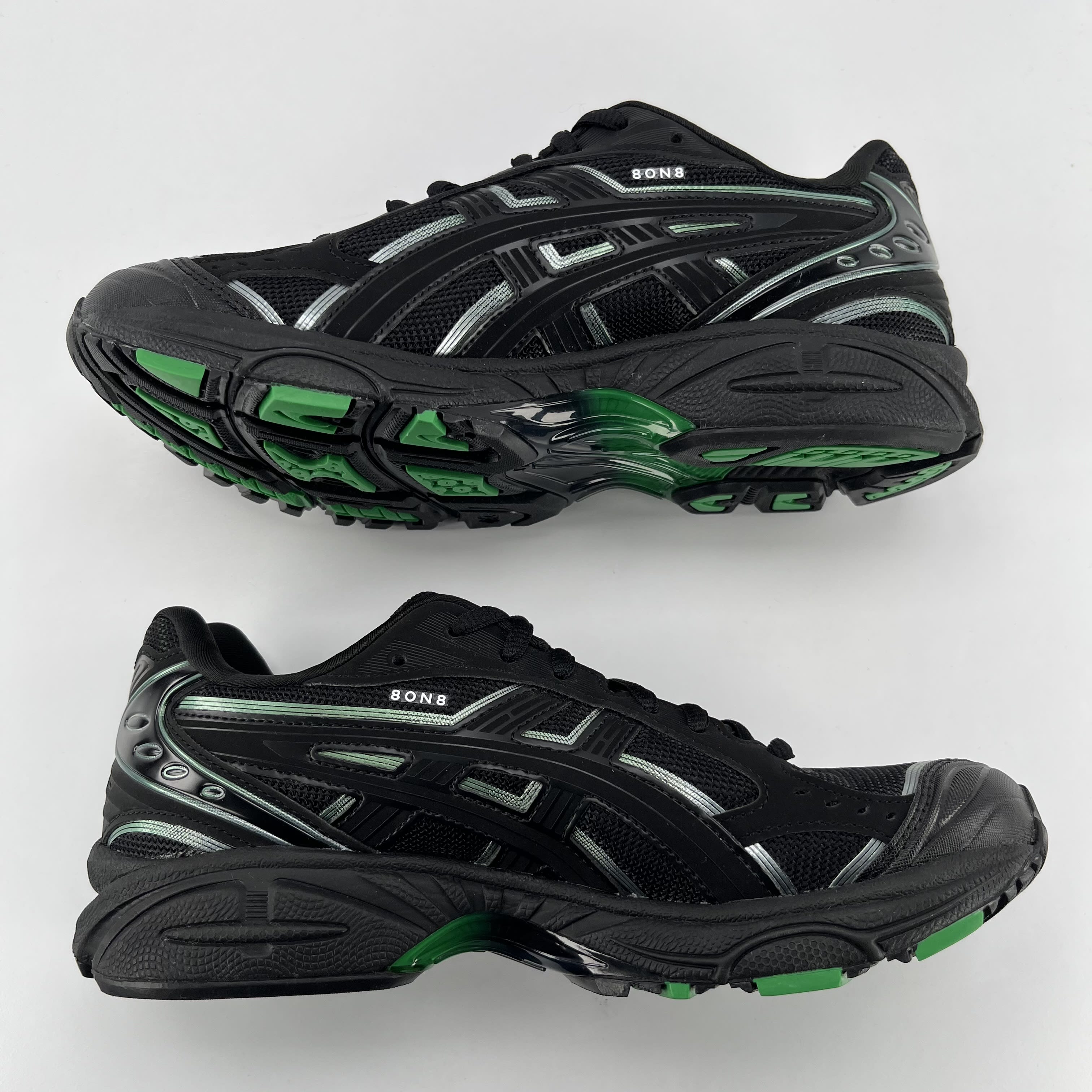 437216 ASICS Gel-Kayano 14 8ON8 Black Green