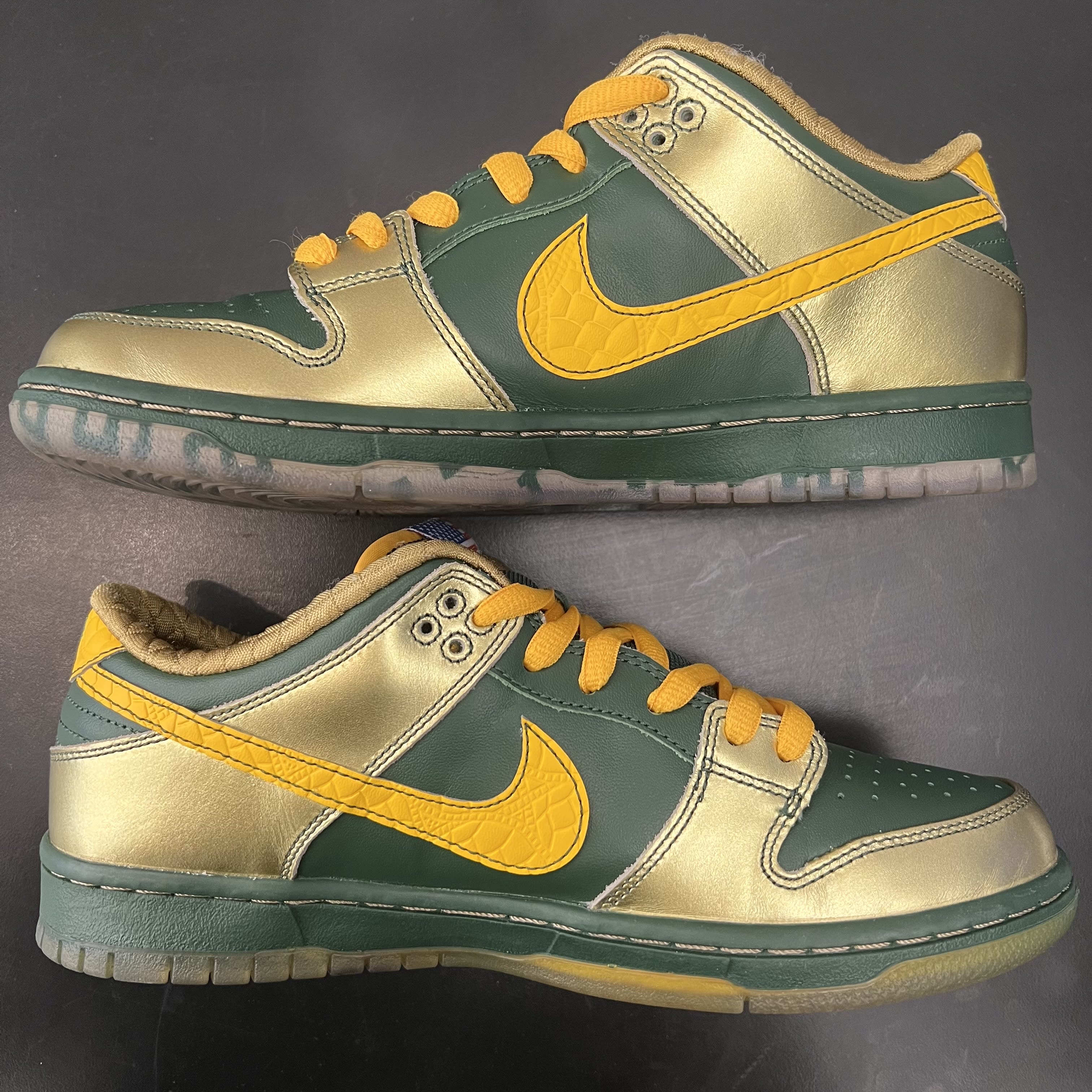 674517 Nike SB Dunk Low Doernbecher (2018)