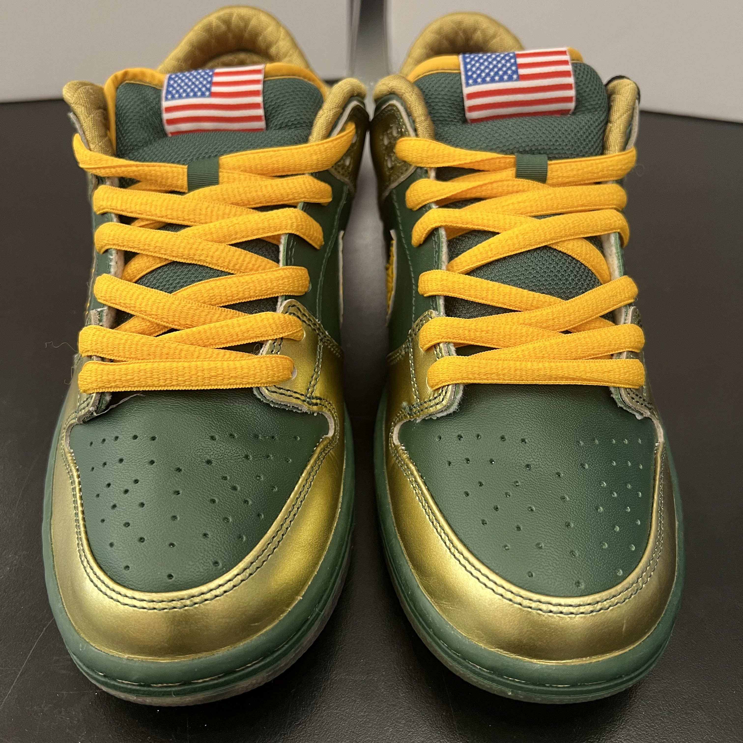 674517 Nike SB Dunk Low Doernbecher (2018)