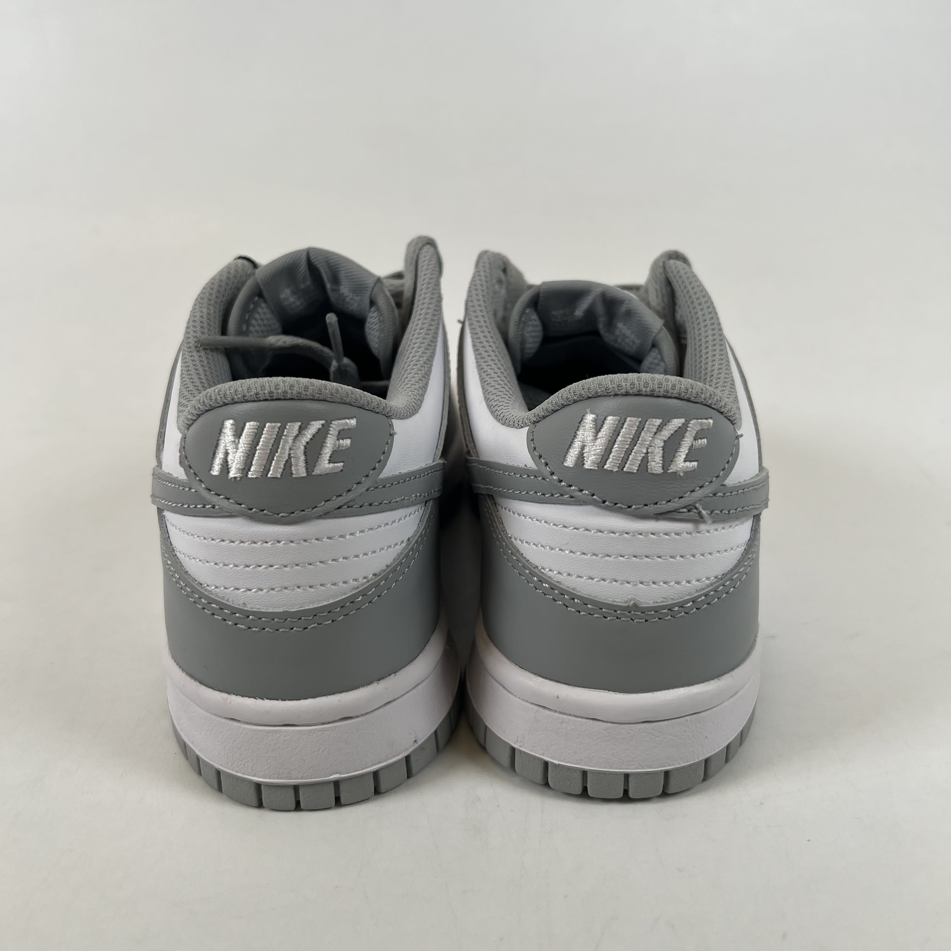 [SP15361] Nike Dunk Low White Light Smoke Grey (GS)