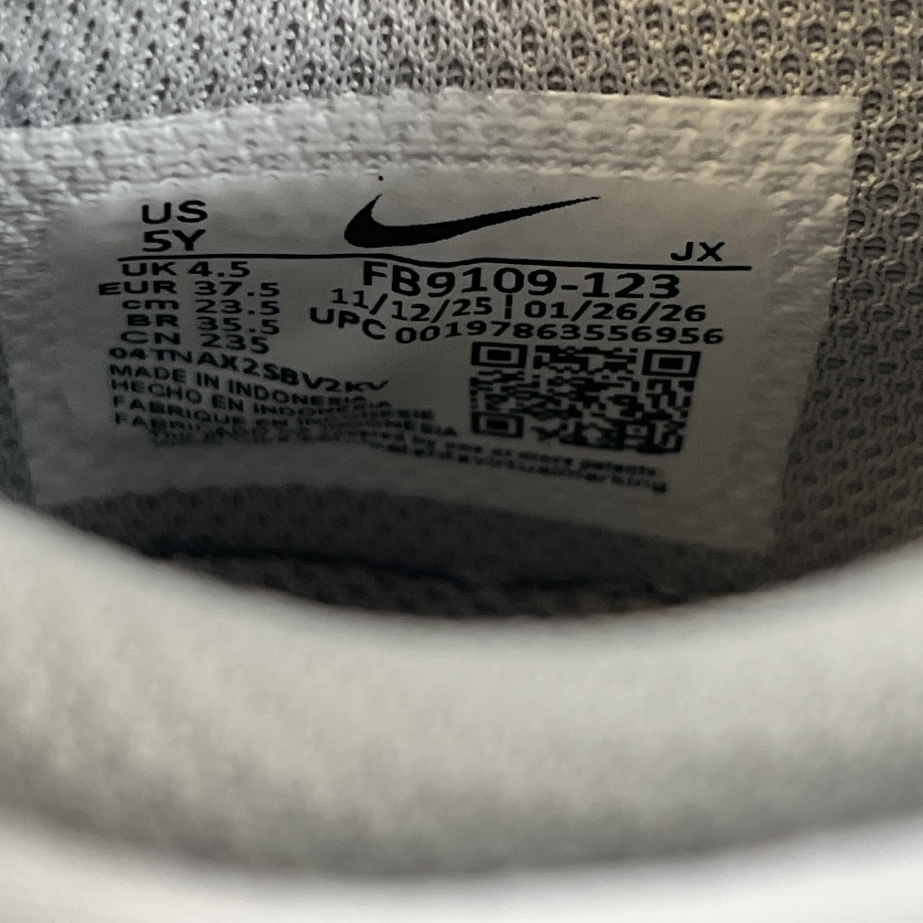 [SP15361] Nike Dunk Low White Light Smoke Grey (GS)