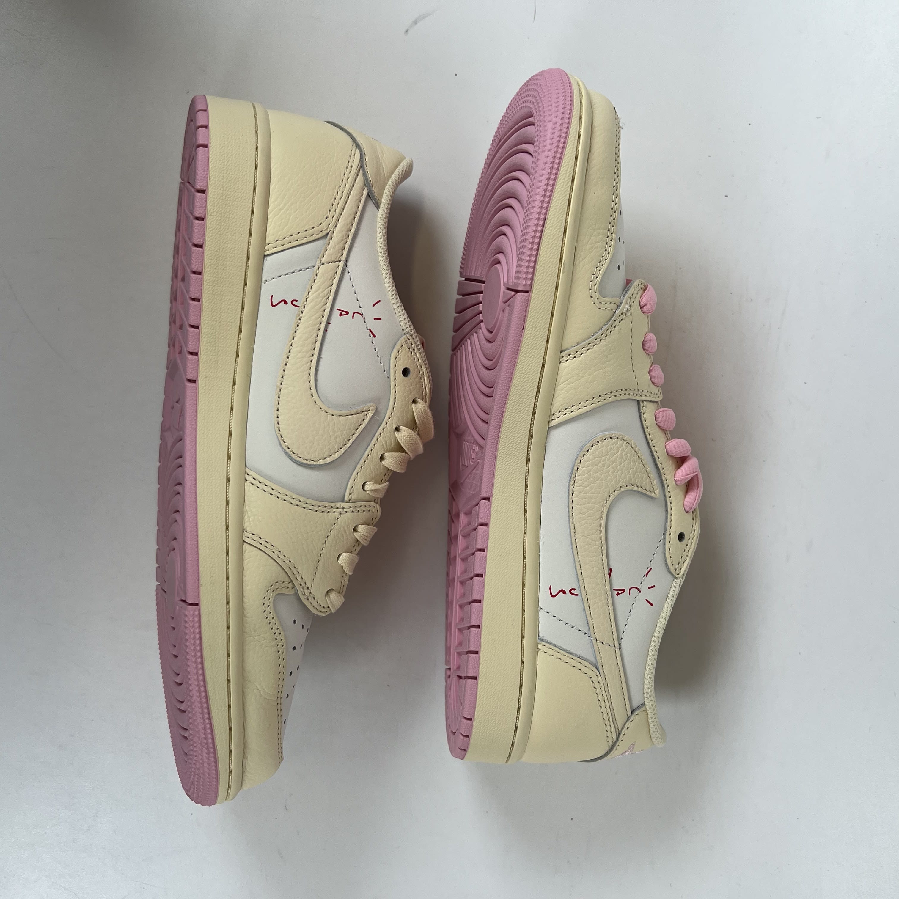 [SP15342] Jordan 1 Retro Low OG SP Travis Scott Shy Pink