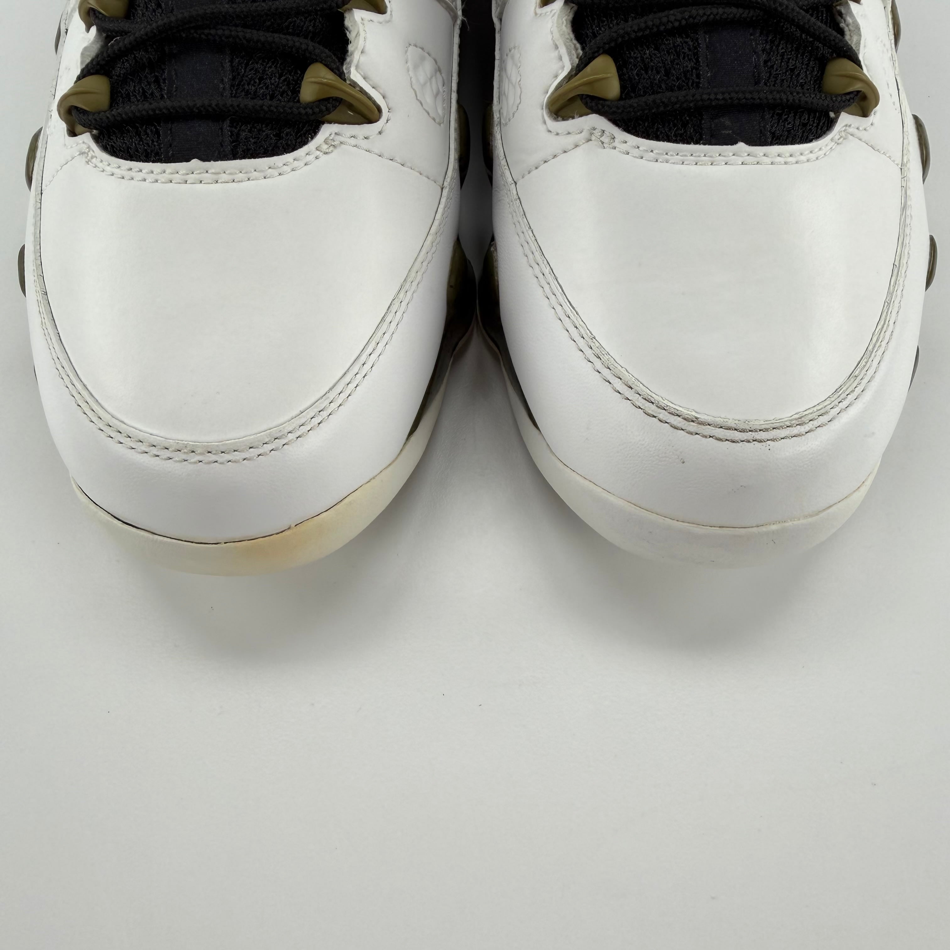 457741 Jordan 9 Retro Statue
