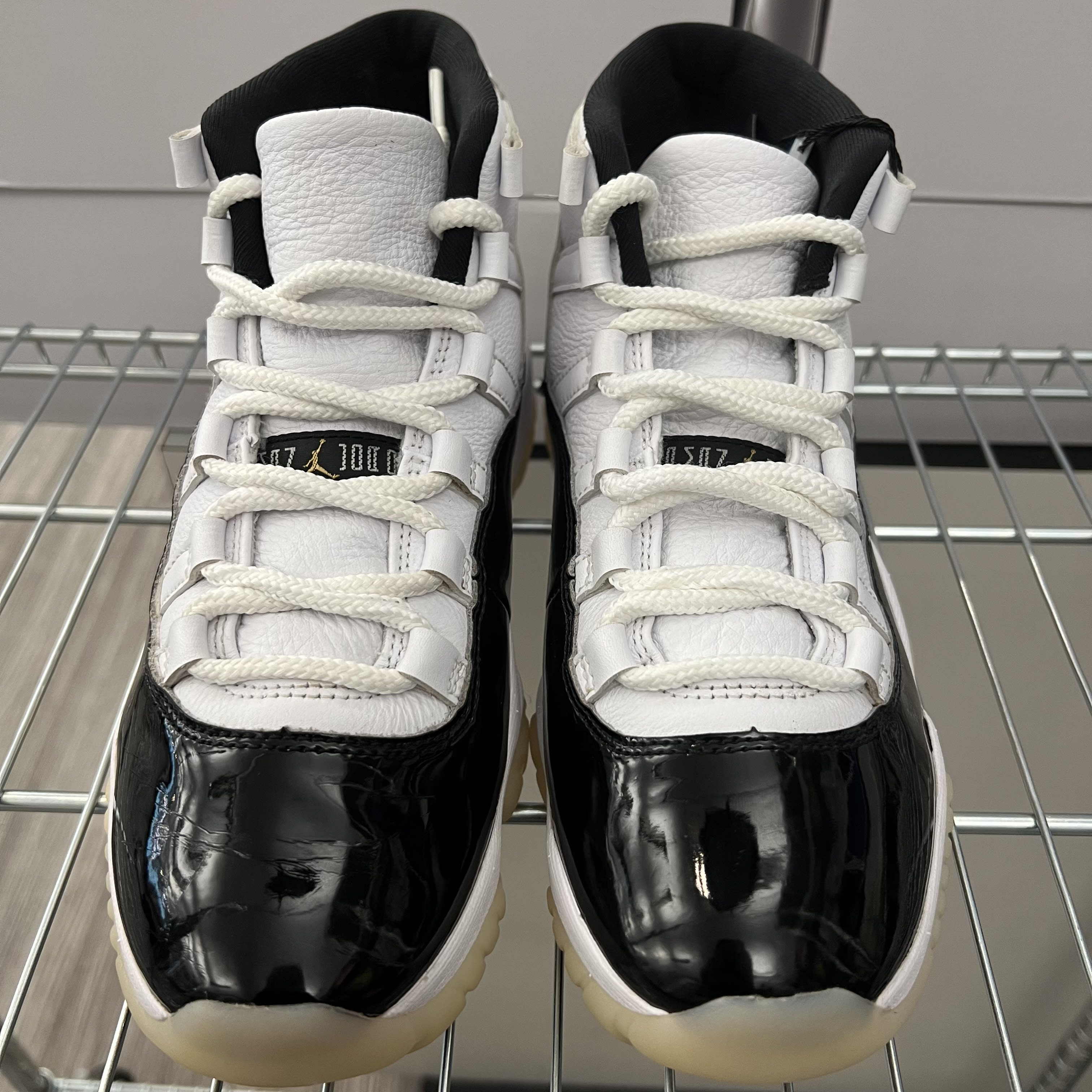 635016 Jordan 11 Retro DMP Gratitude (2023)