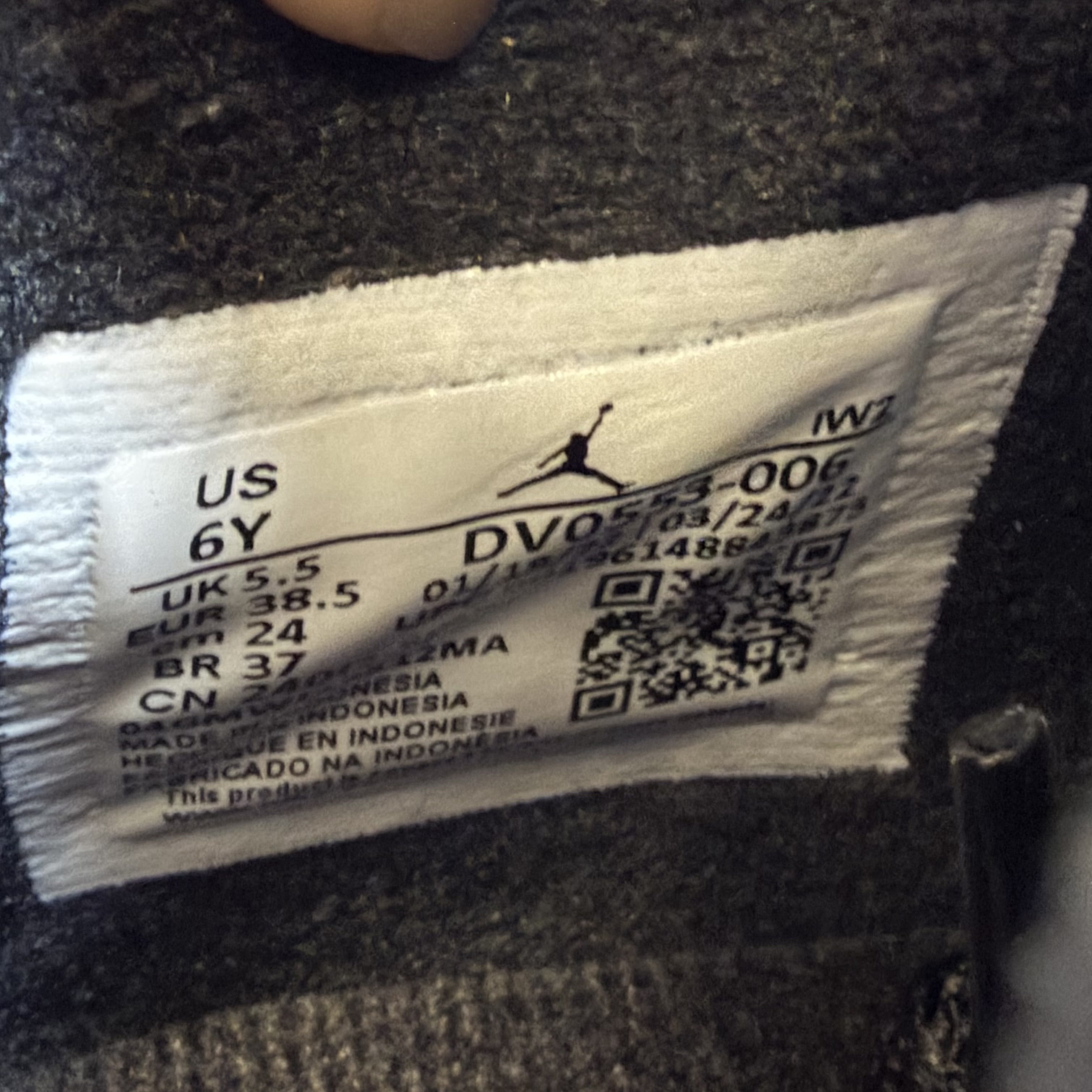 SP11673 Jordan 4 Retro Black Canvas (GS)