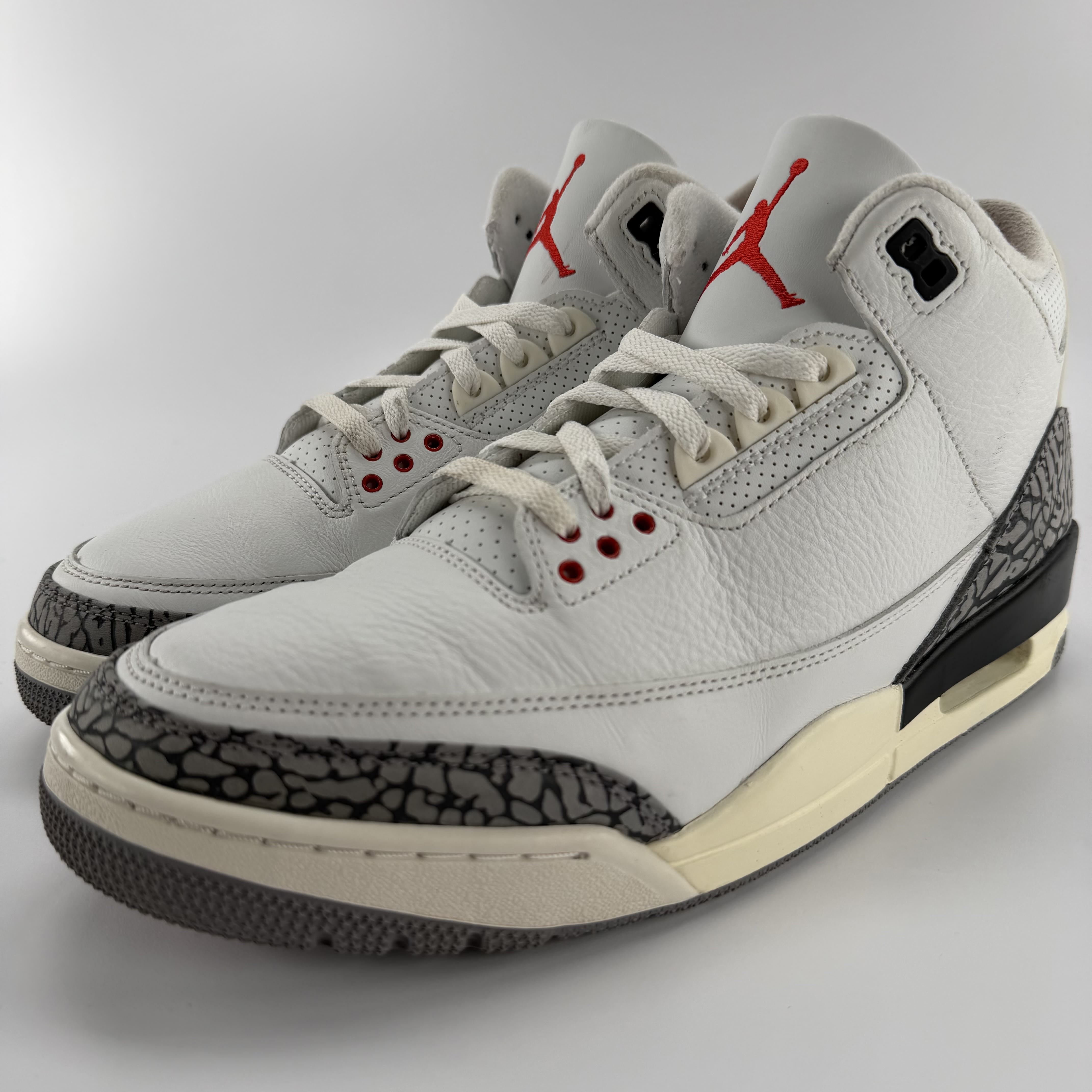 517240 Jordan 3 Retro White Cement Reimagined