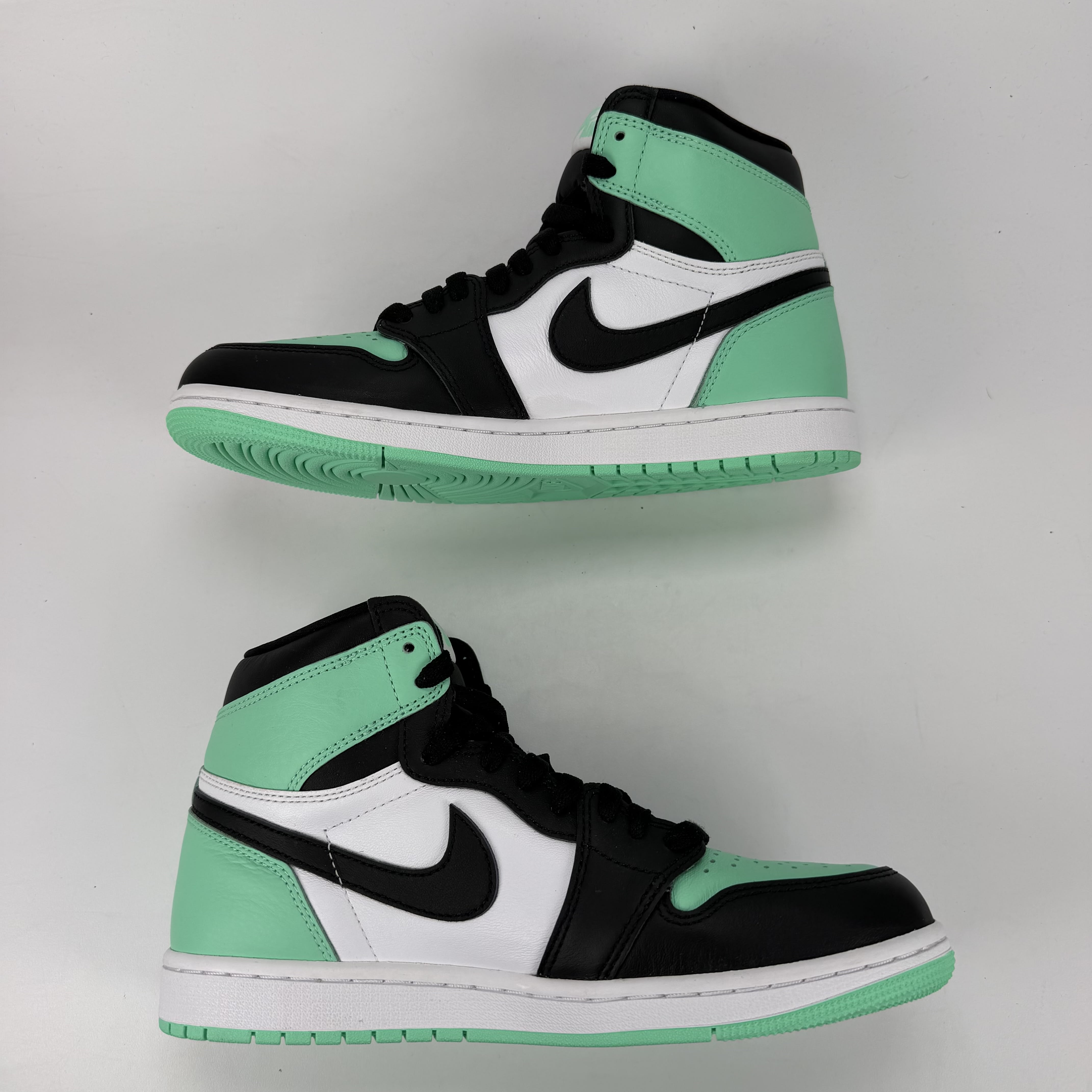 SP5083 Jordan 1 Retro High OG Green Glow