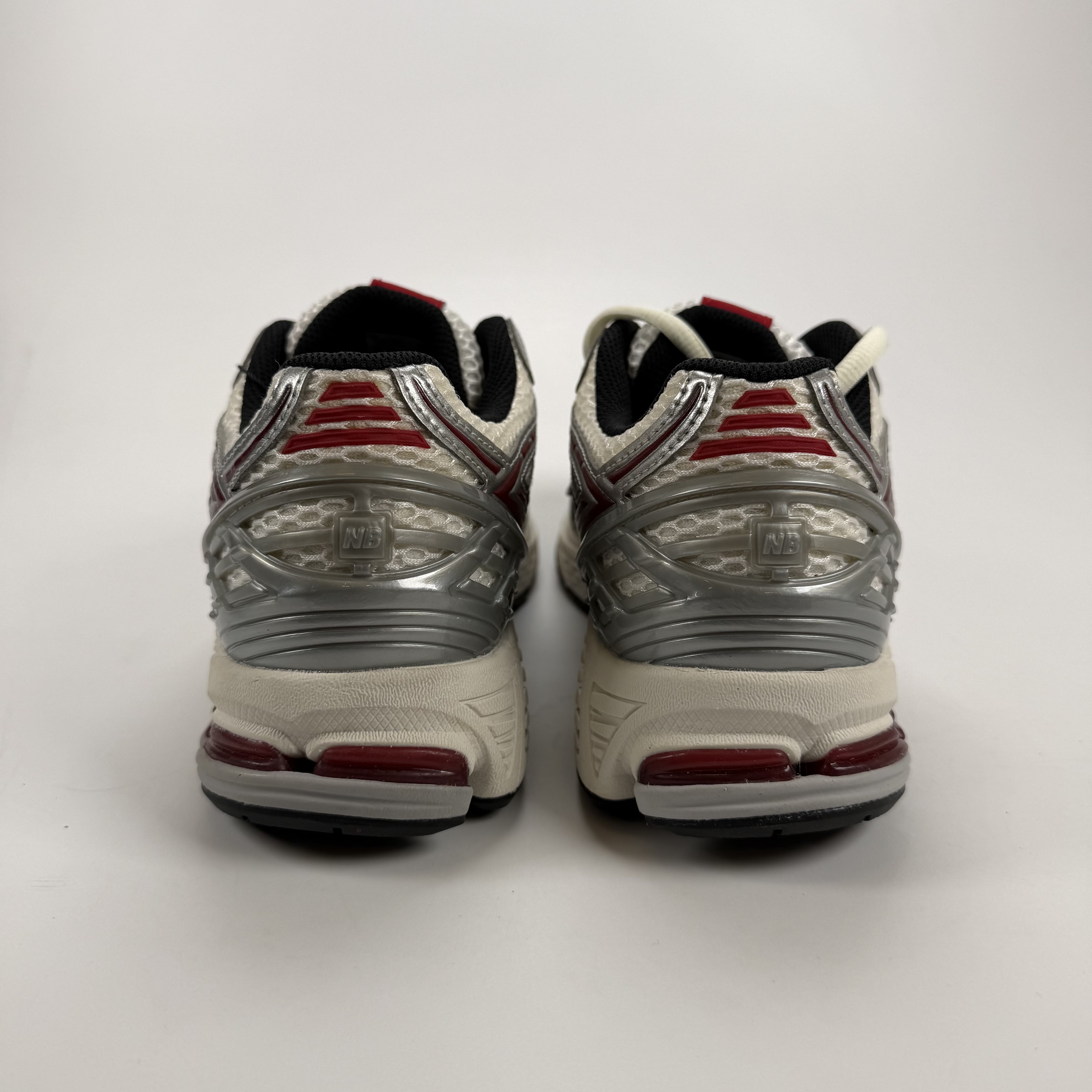 SP4985 New Balance 1906R Silver Classic Crimson