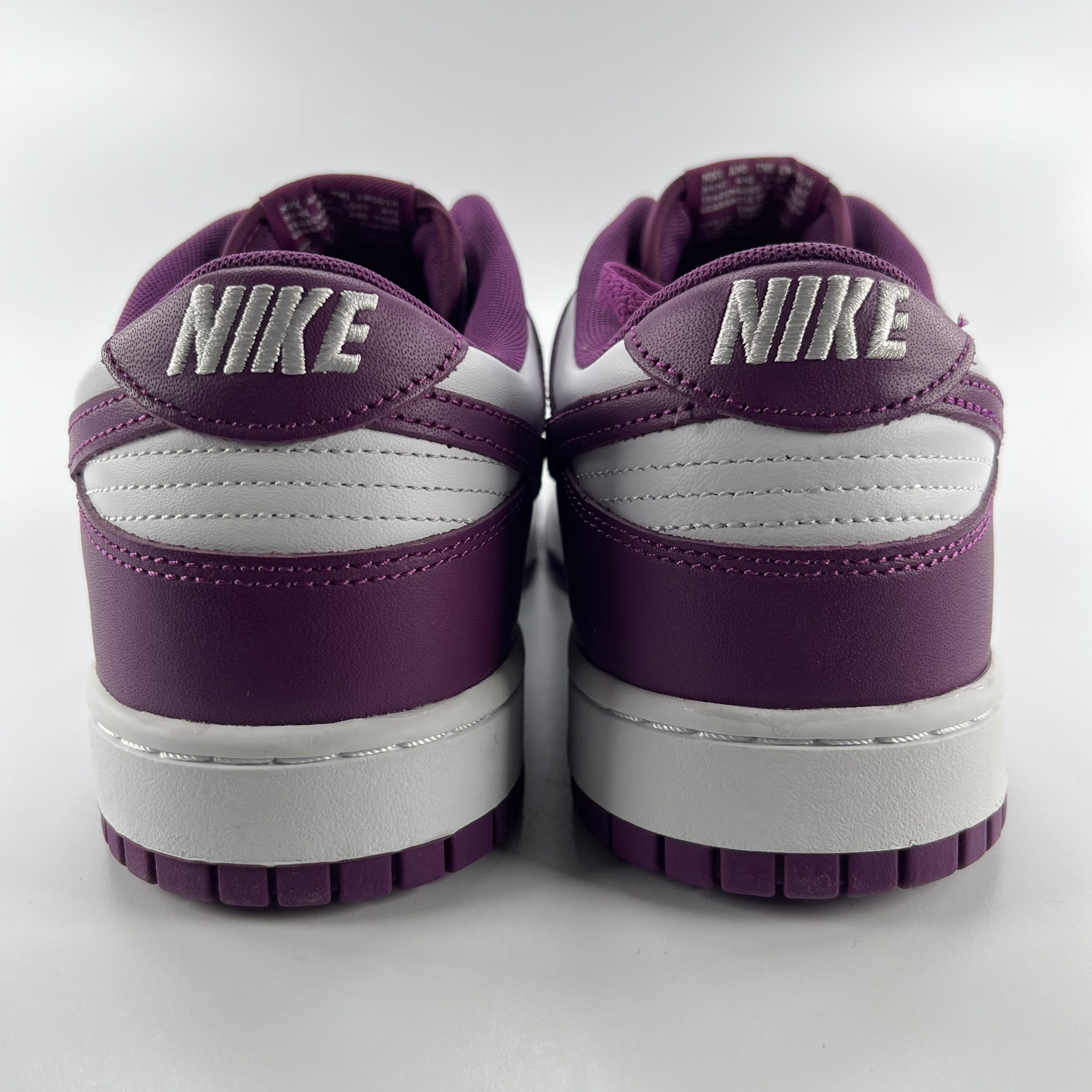 610357 Nike Dunk Low White Viotech