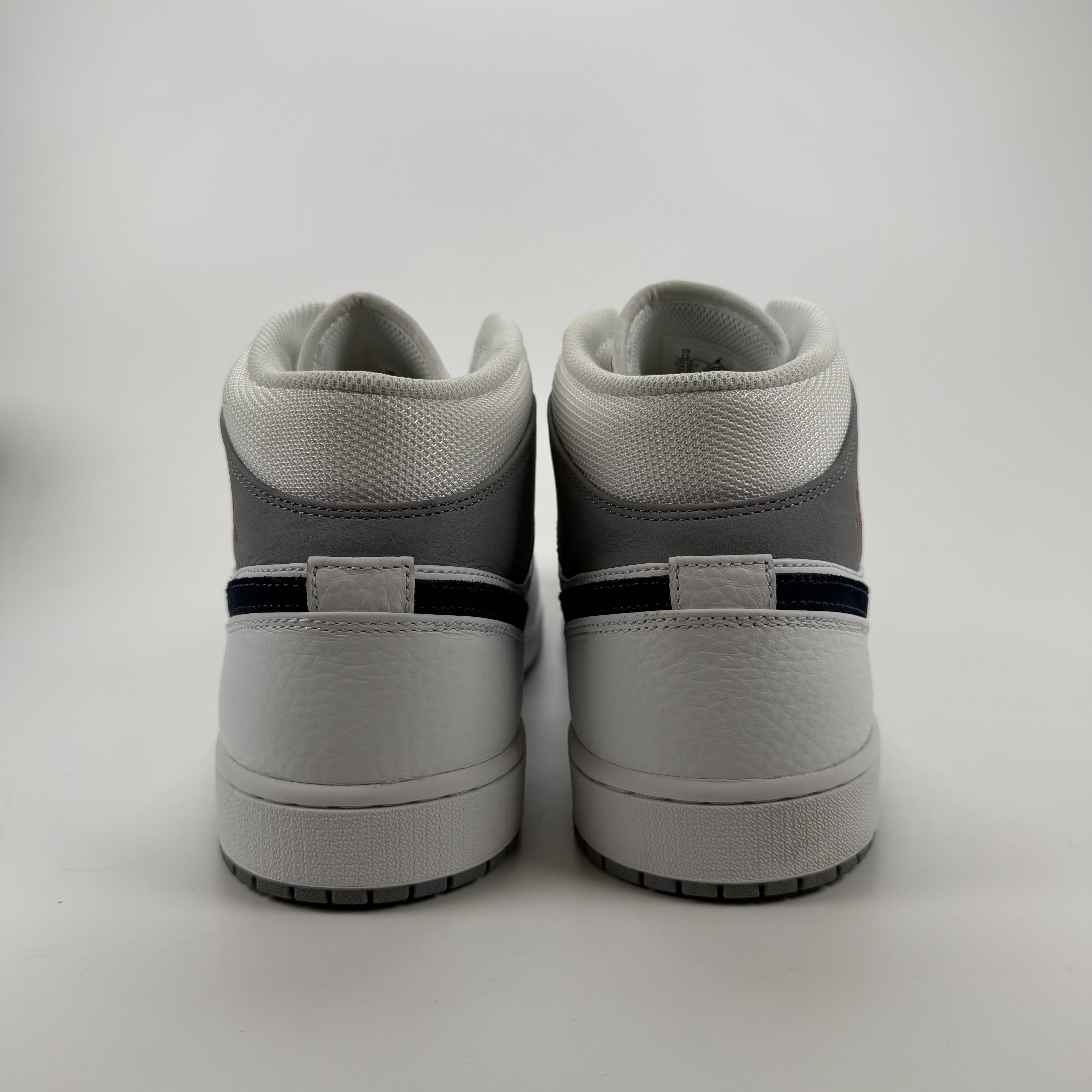 SP5138 Jordan 1 Mid Paris White