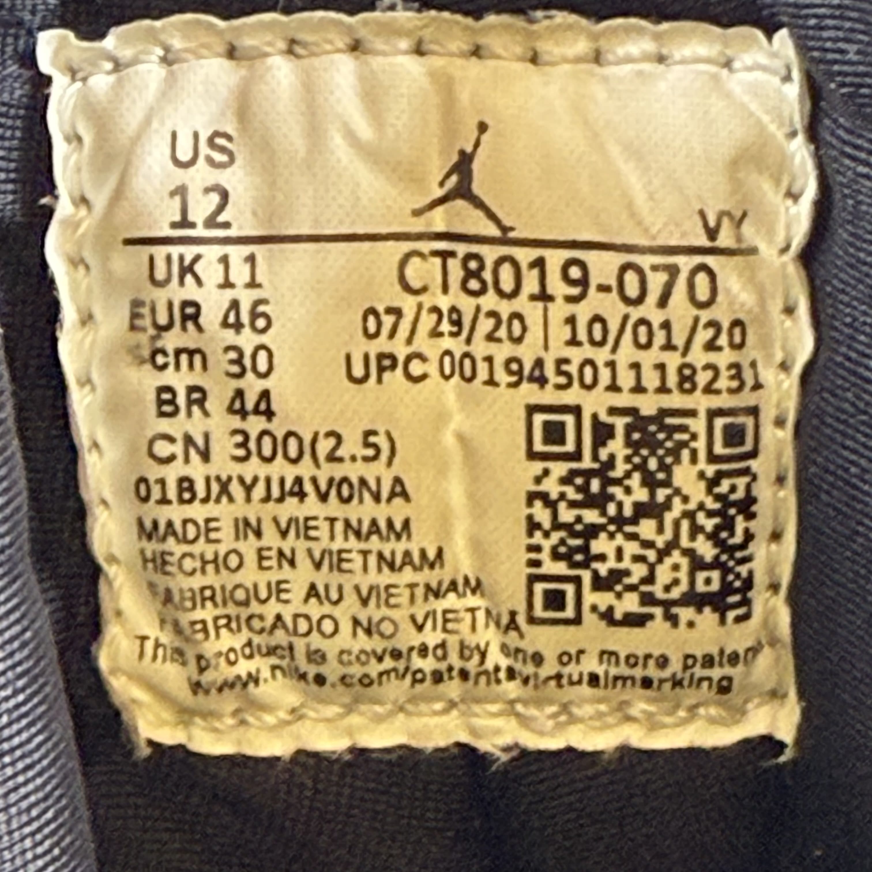 SP7720 Jordan 9 Retro Dark Charcoal University Gold