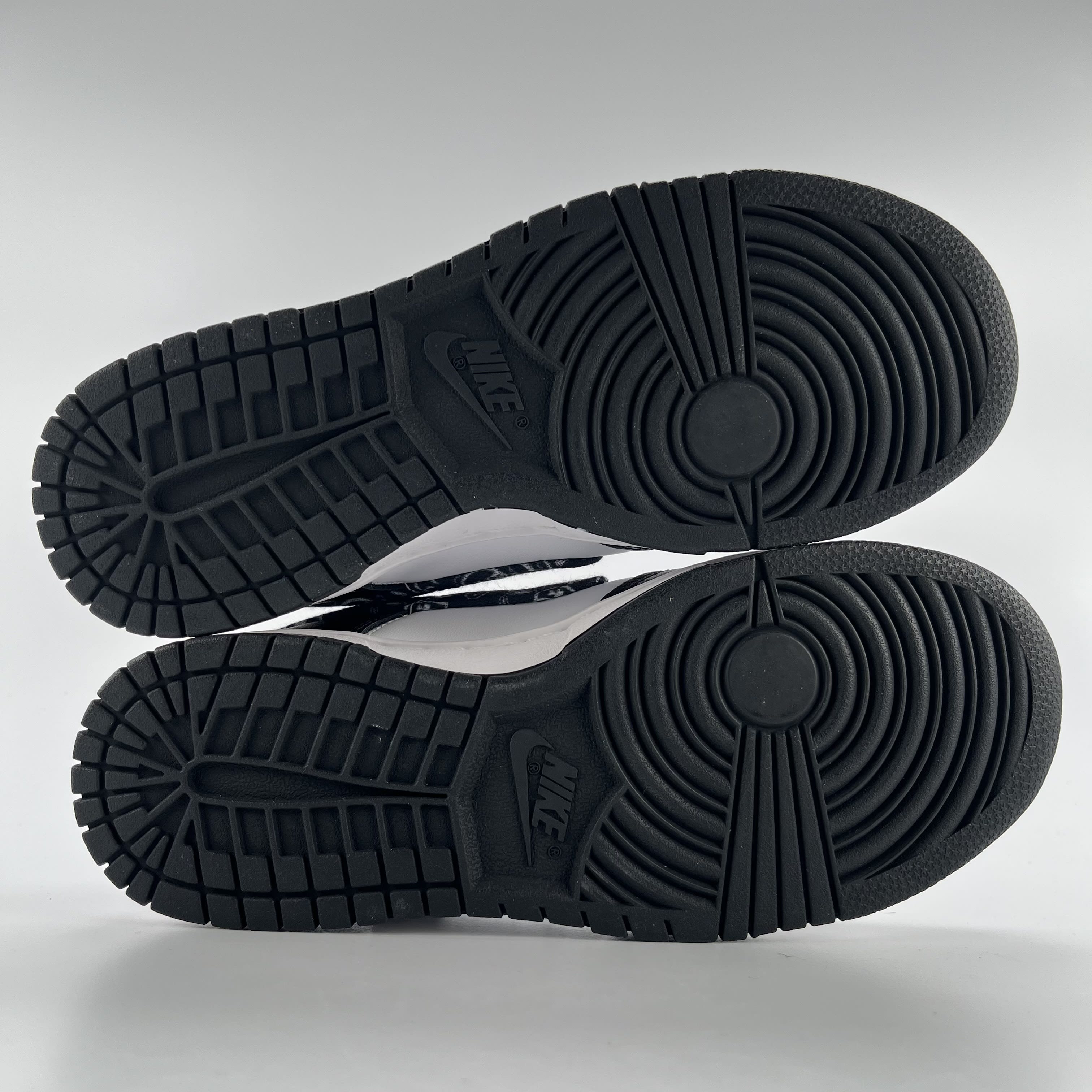 281308 Wmns Dunk Low 'Black Paisley'