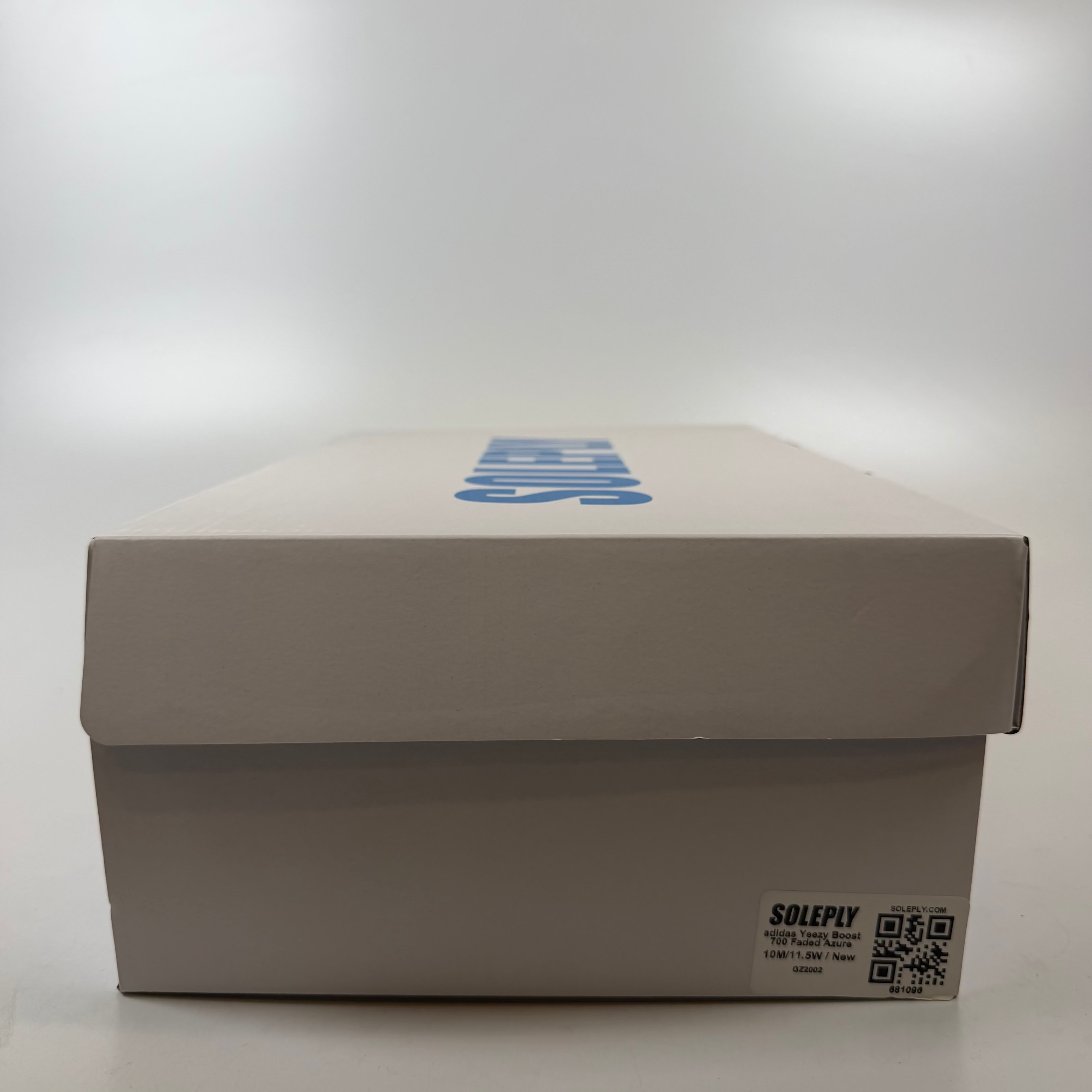 681096 adidas Yeezy Boost 700 Faded Azure