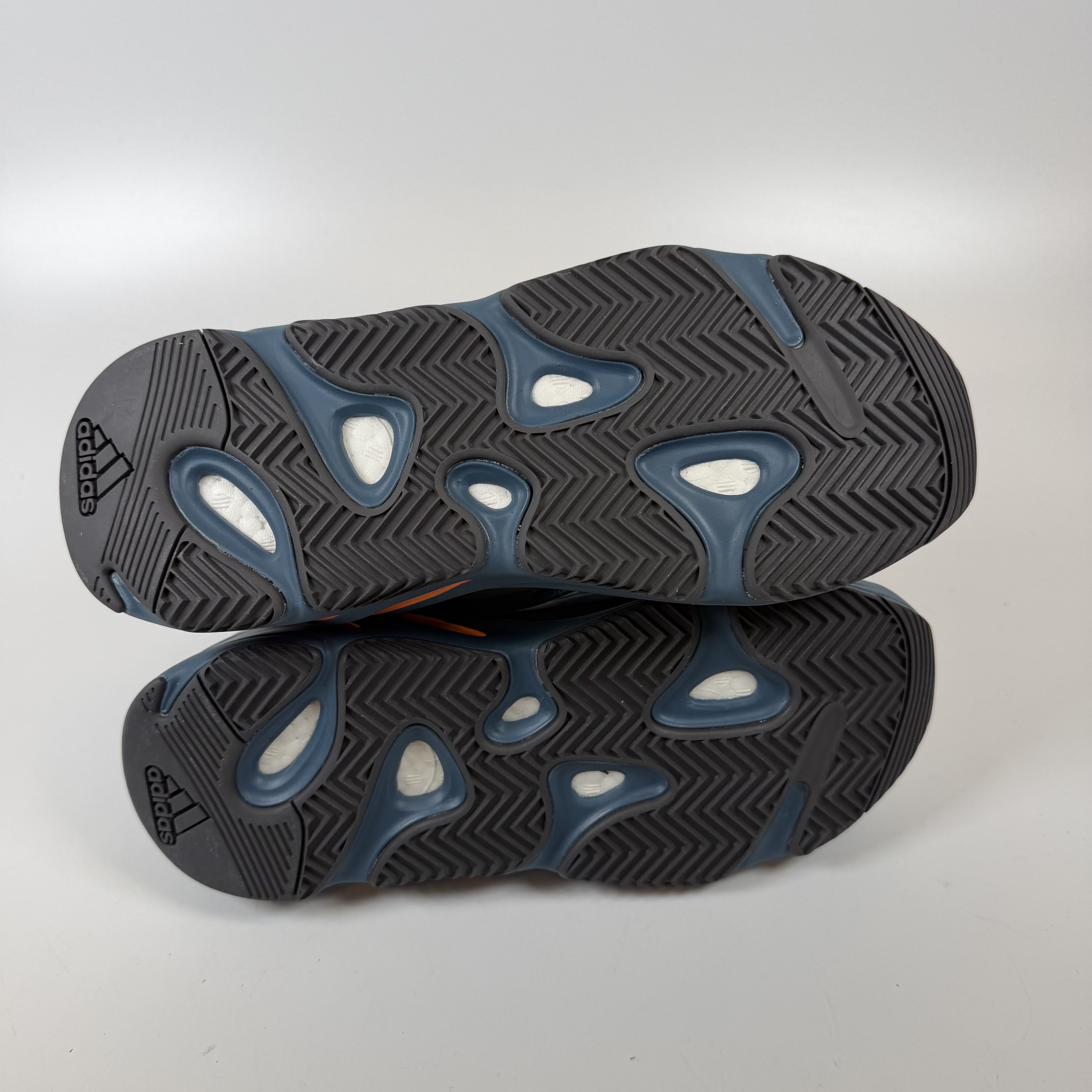 681096 adidas Yeezy Boost 700 Faded Azure