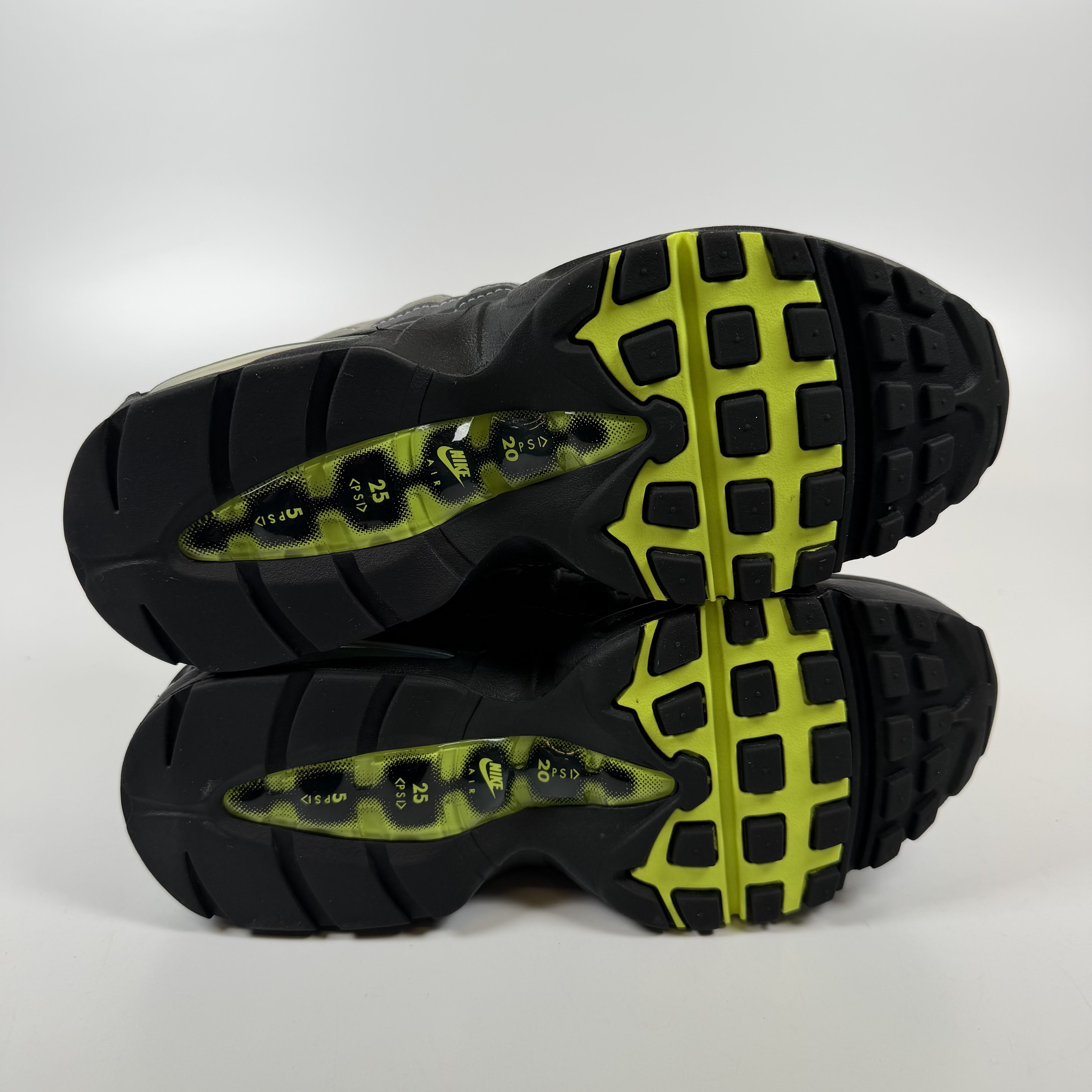 SP7600 Nike Air Max 95 OG Big Bubble Neon (2026) (Women's)