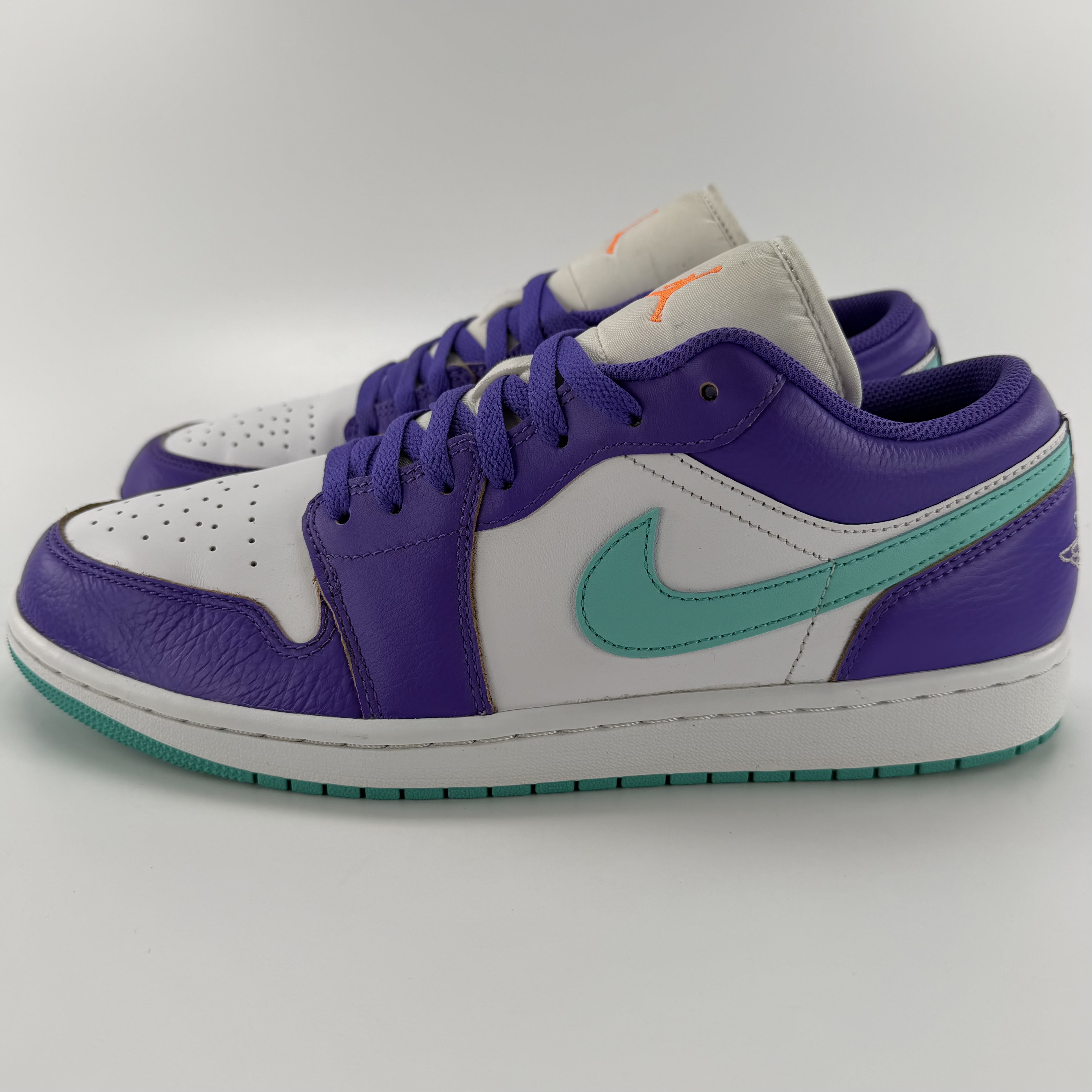 659243 Jordan 1 Low SE Psychic Purple Hyper Jade