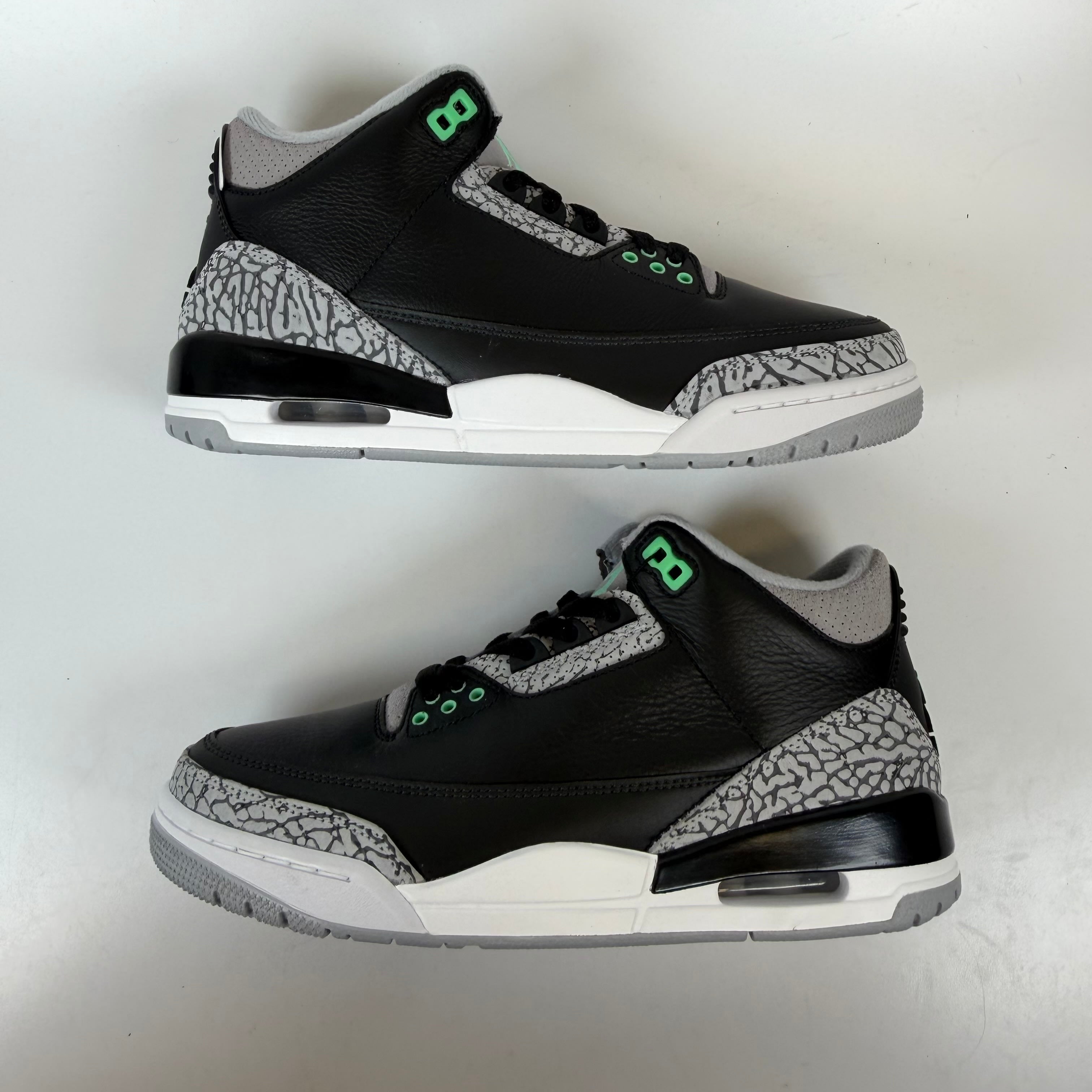 SP4677 Jordan 3 Retro Green Glow